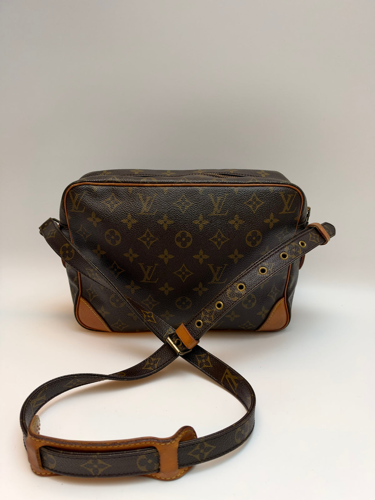 Louis Vuitton Nile
