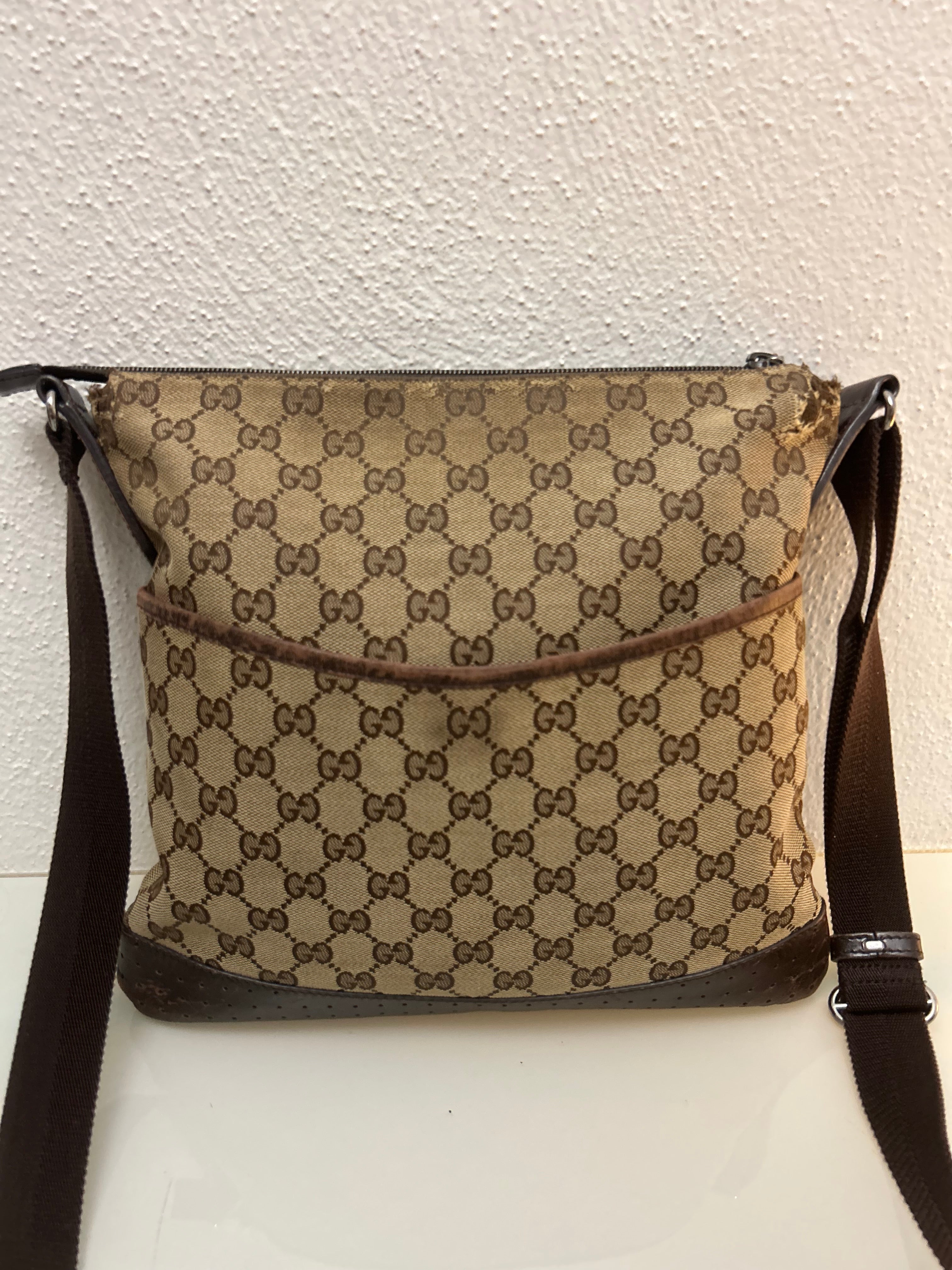 Gucci Messenger