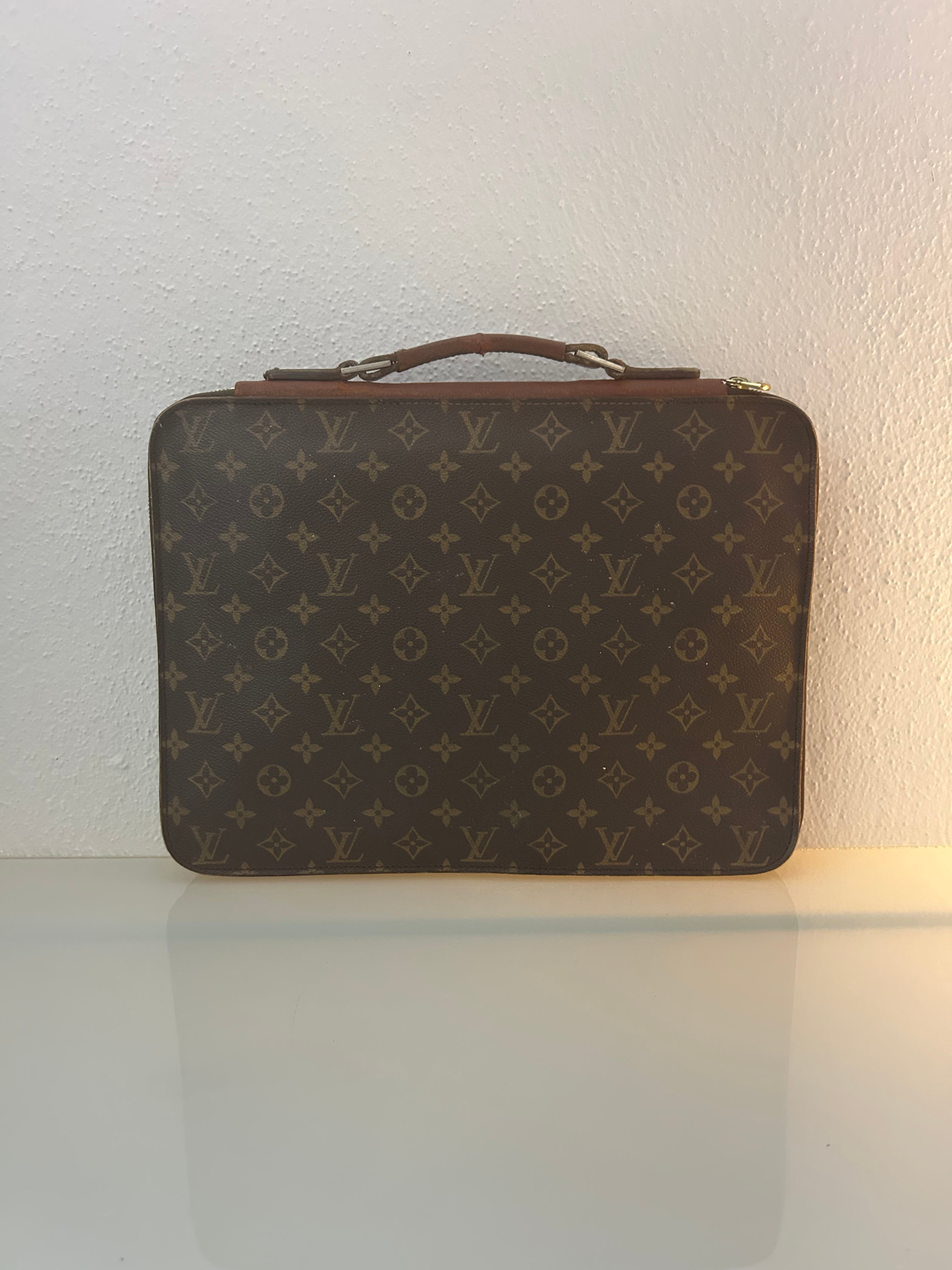 Louis Vuitton Laptop bag