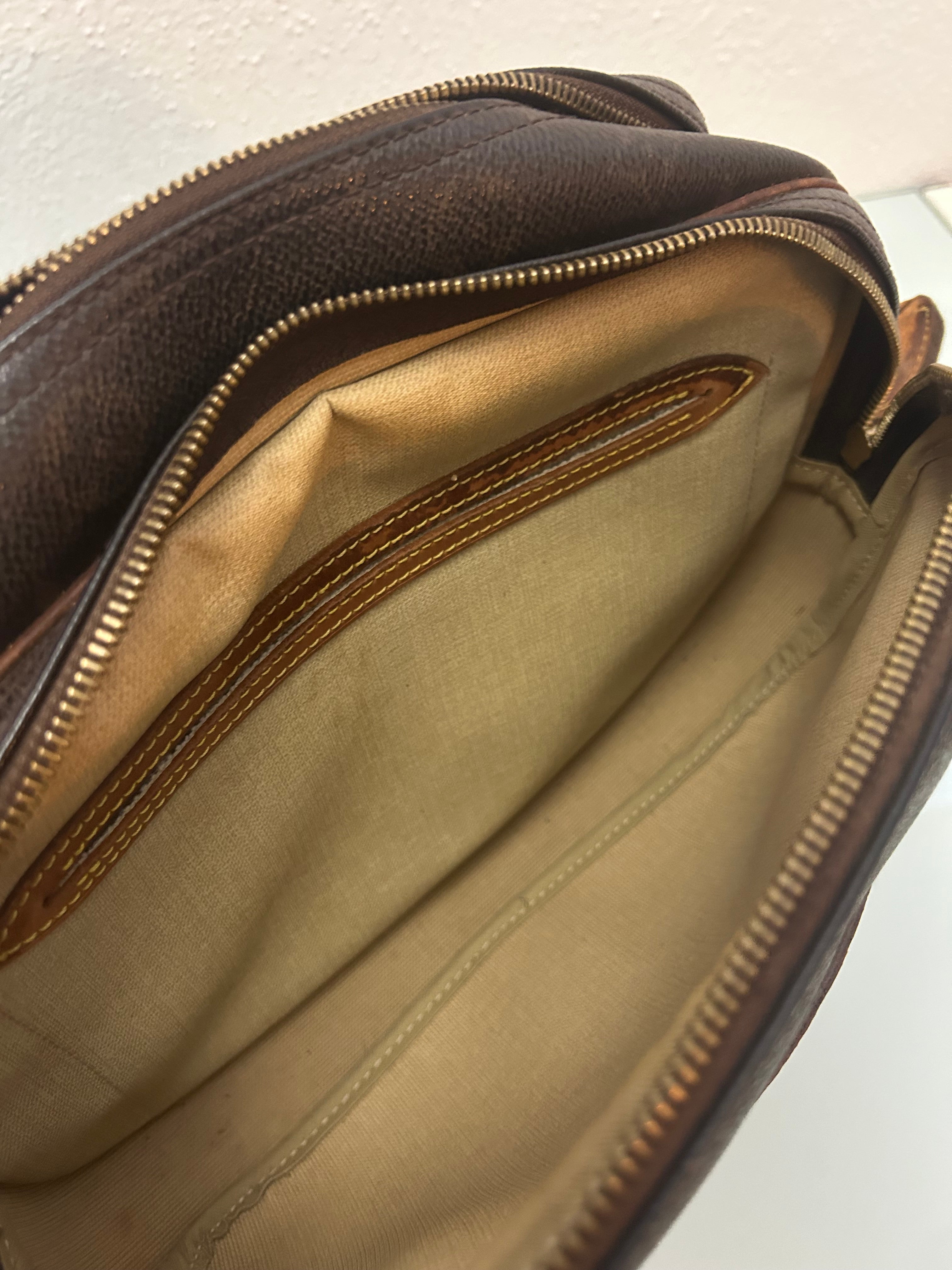 Louis Vuitton Reporter