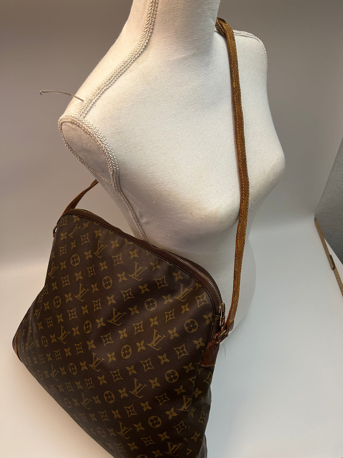 Louis Vuitton Skuldertaske