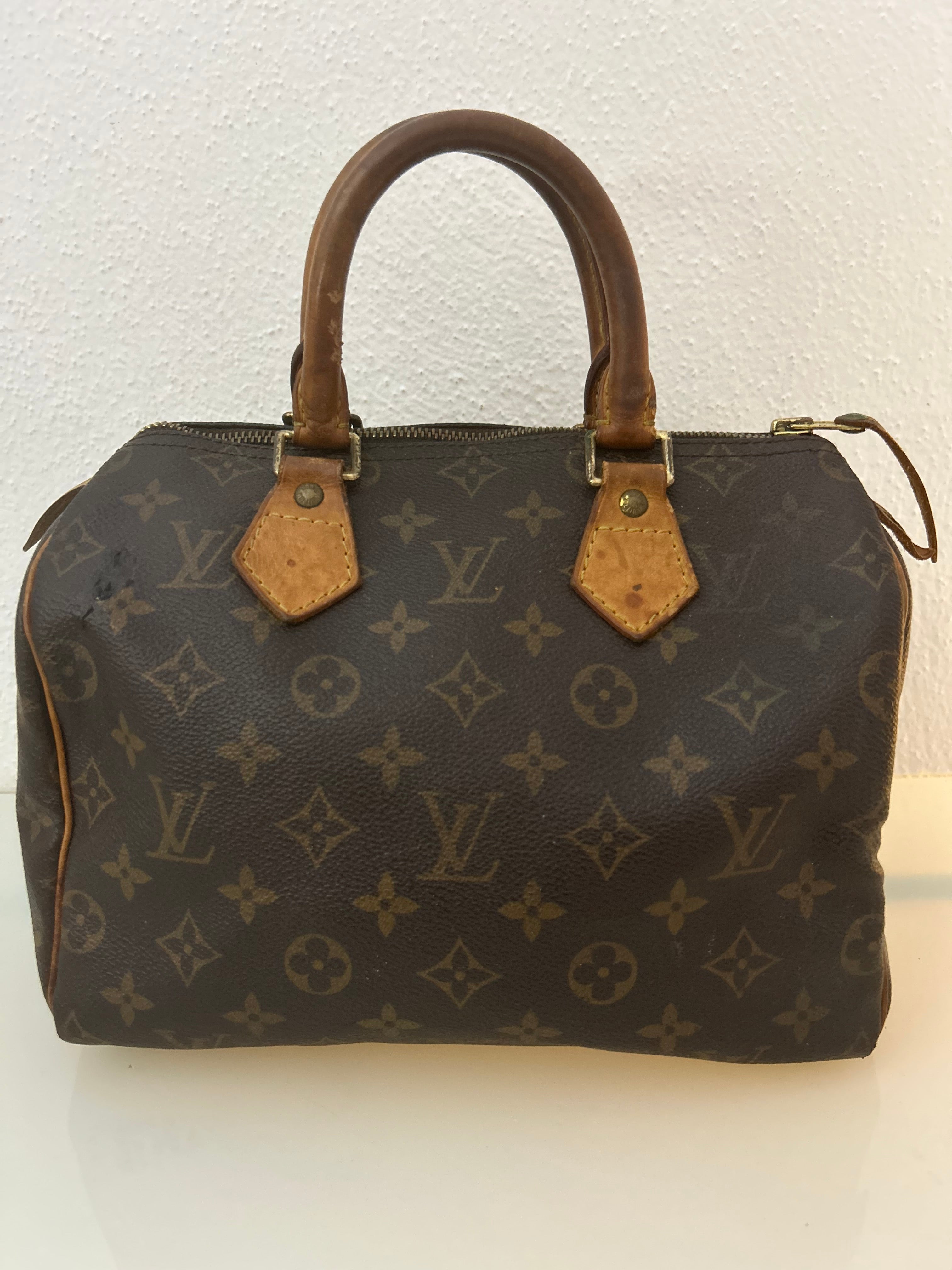 Louis Vuitton Speedy 25