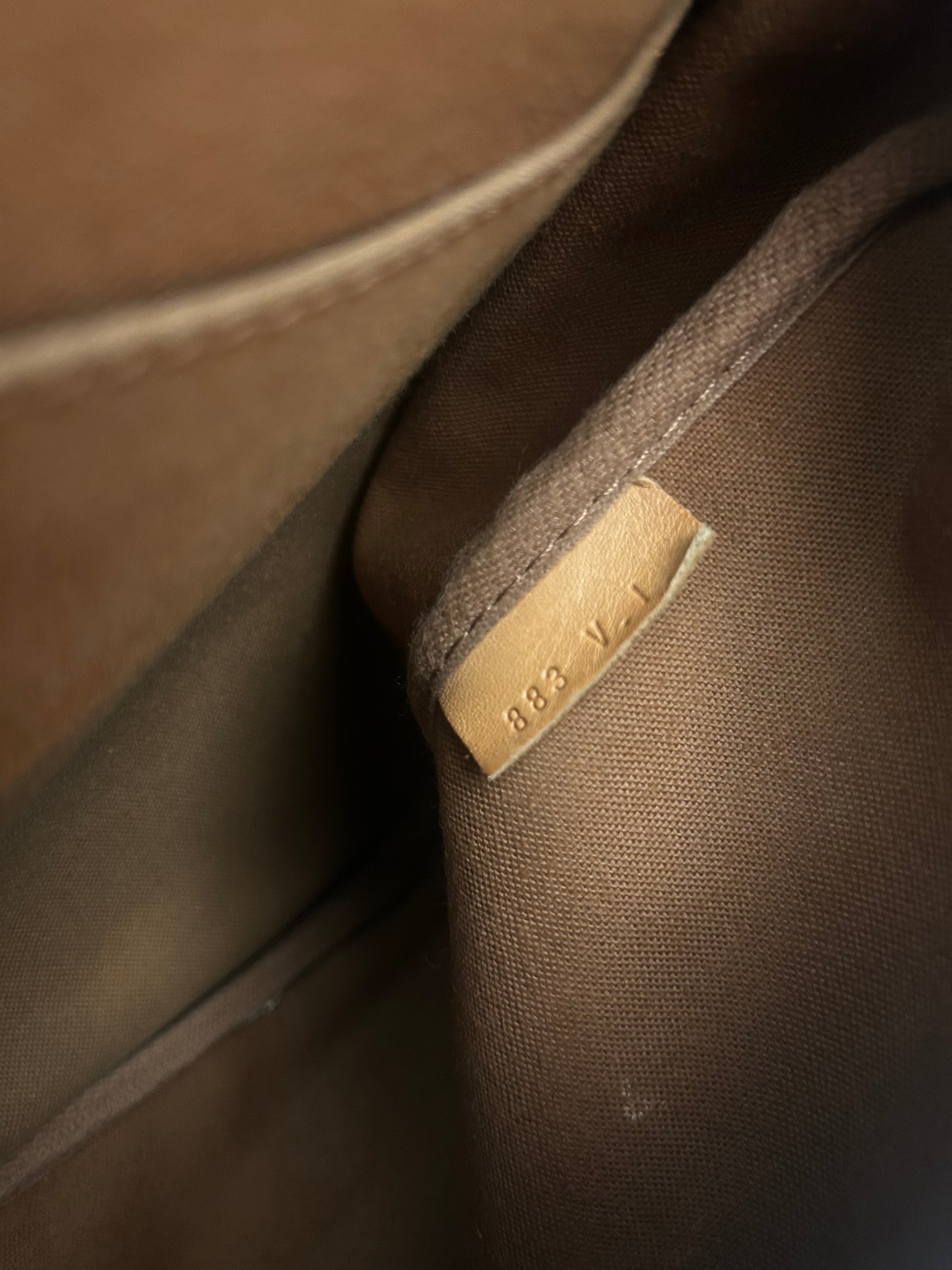 Louis Vuitton Saumur