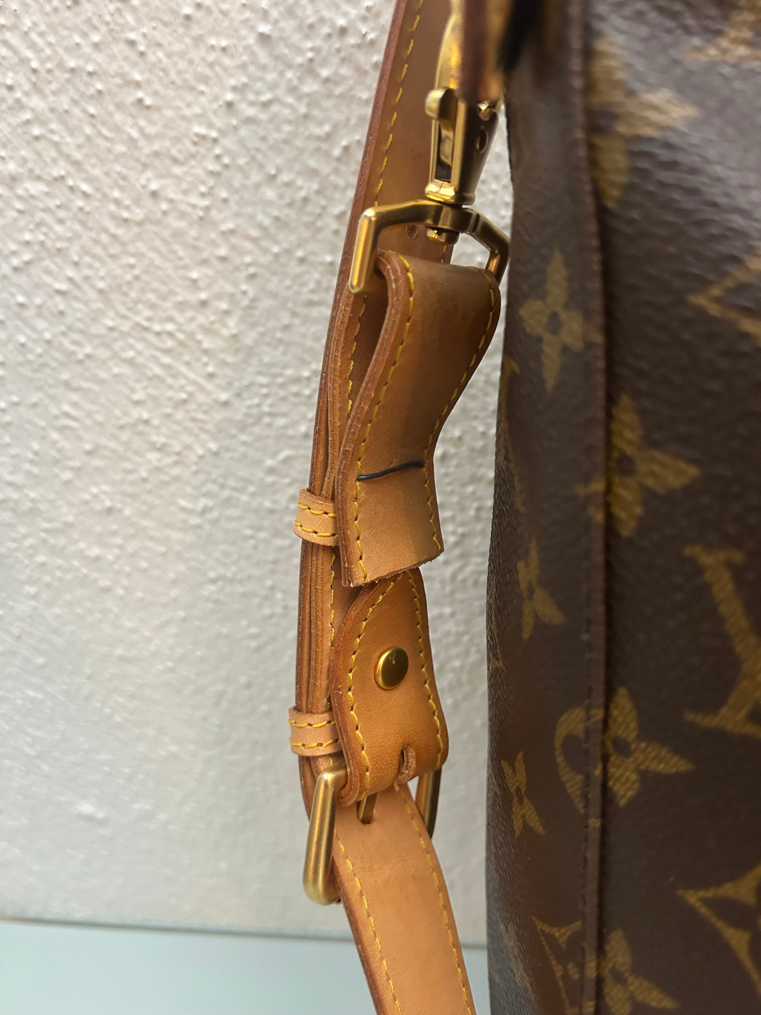 Louis Vuitton Looping