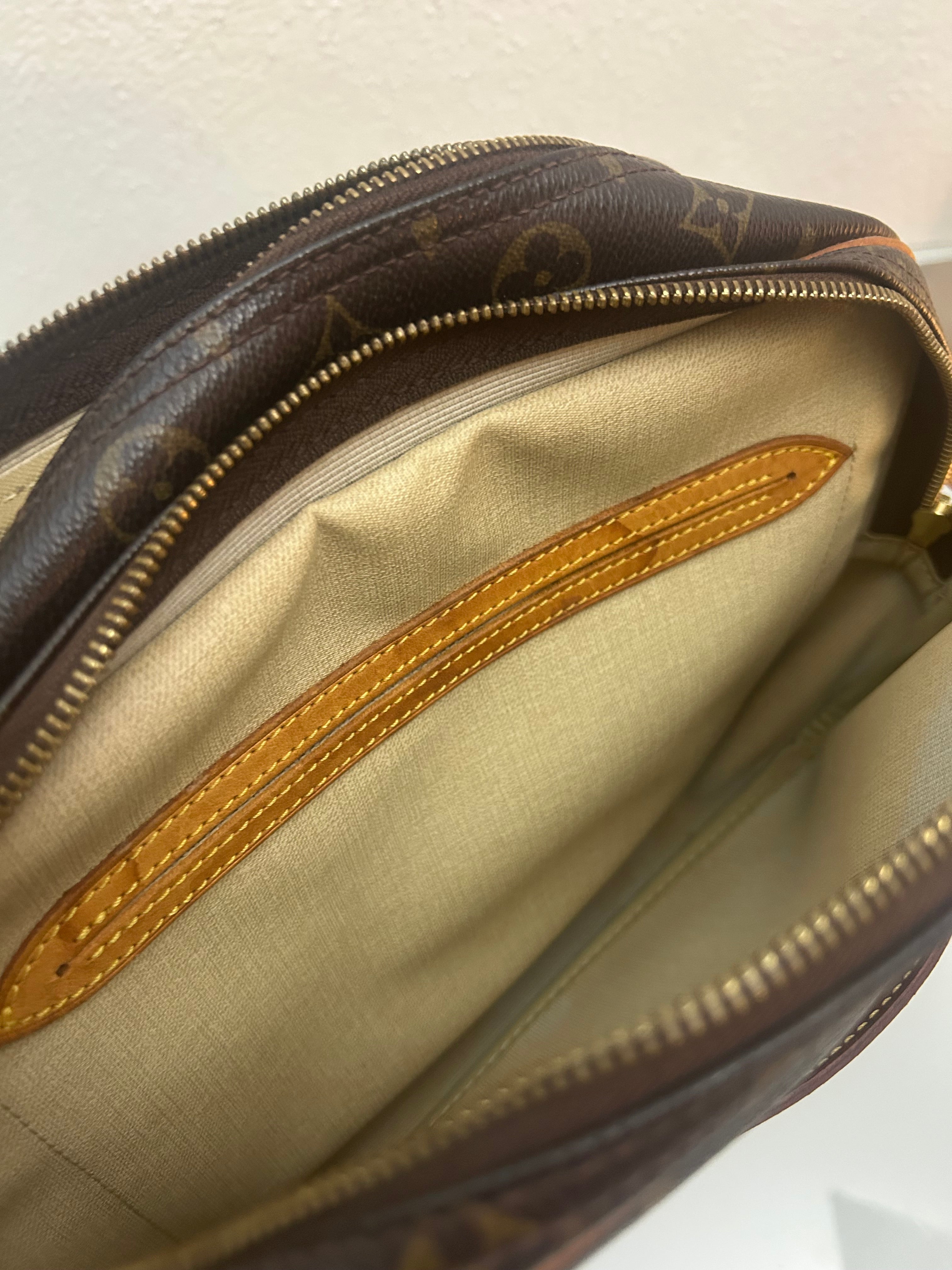 Louis Vuitton Reporter