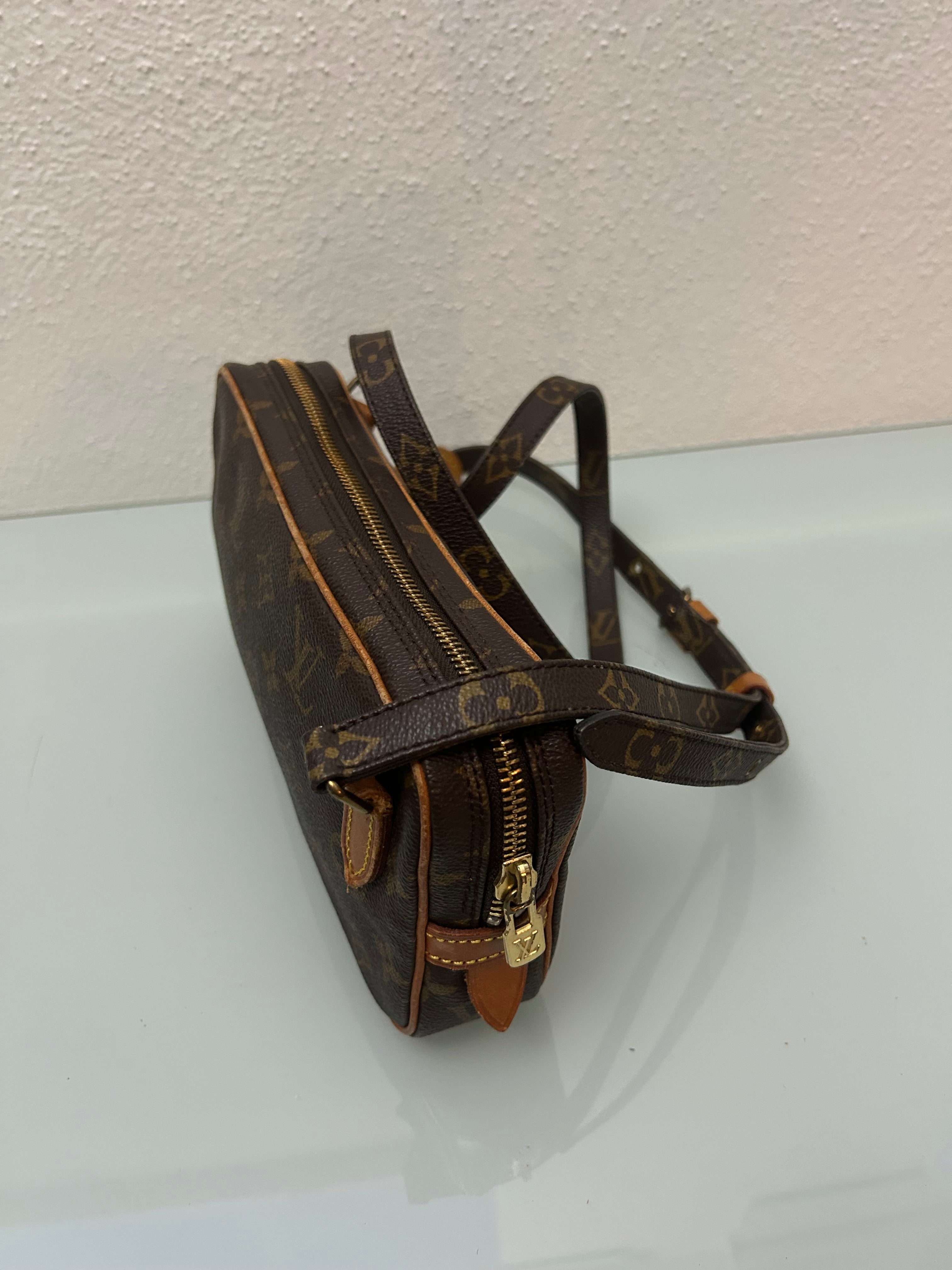 Louis Vuitton Marly
