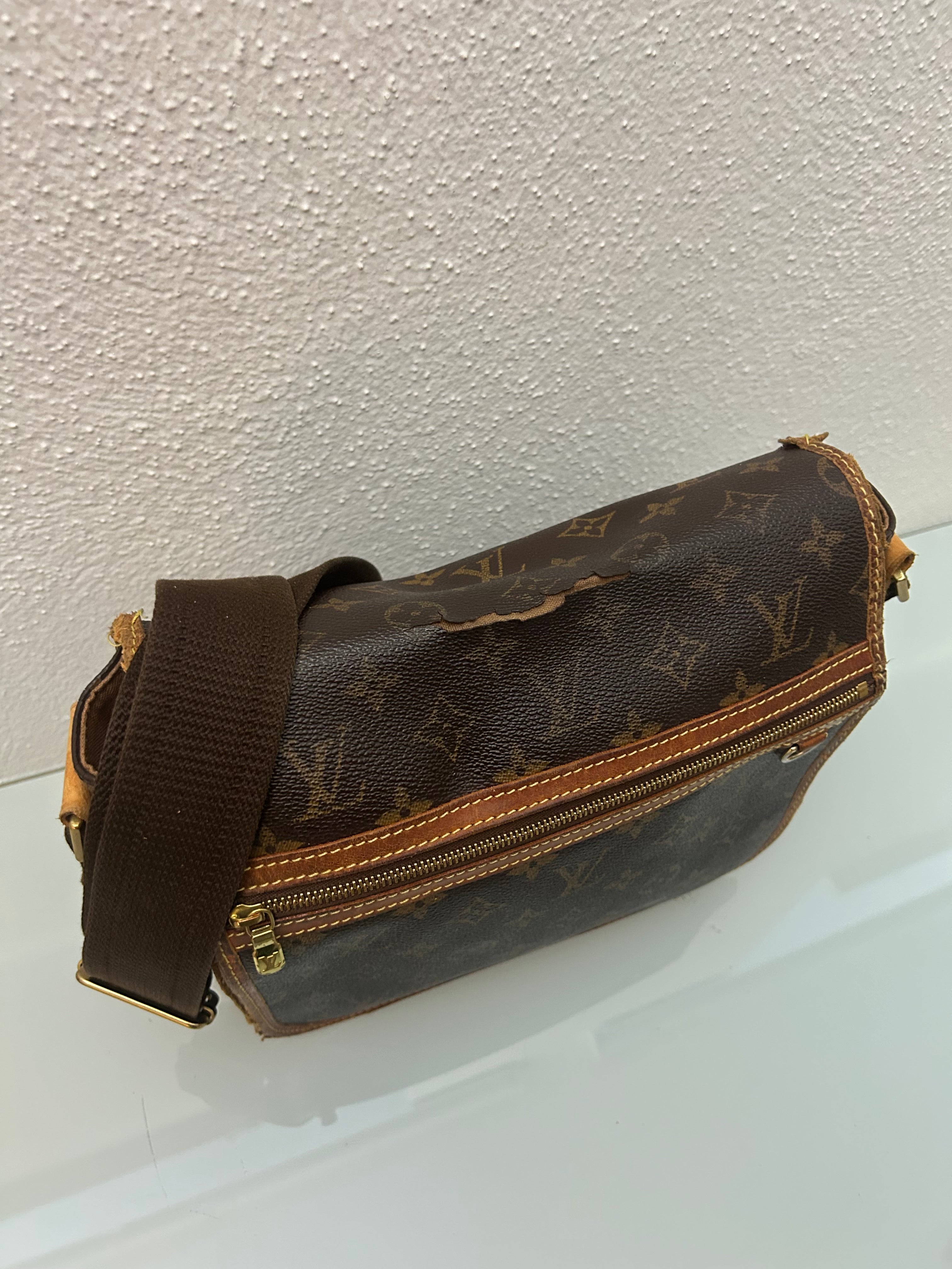 Louis Vuitton Bosphore