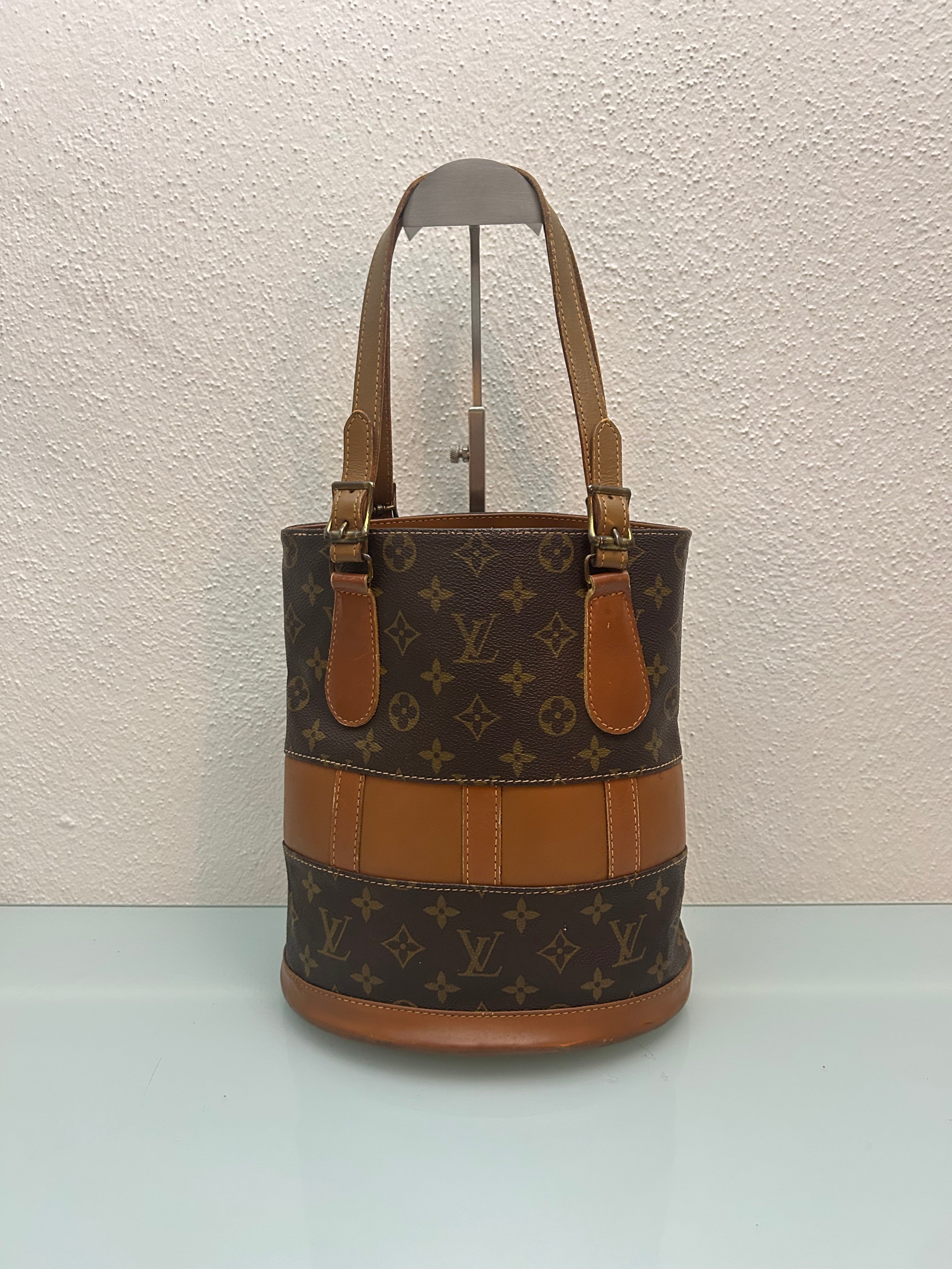 Louis Vuitton Marais Bucket
