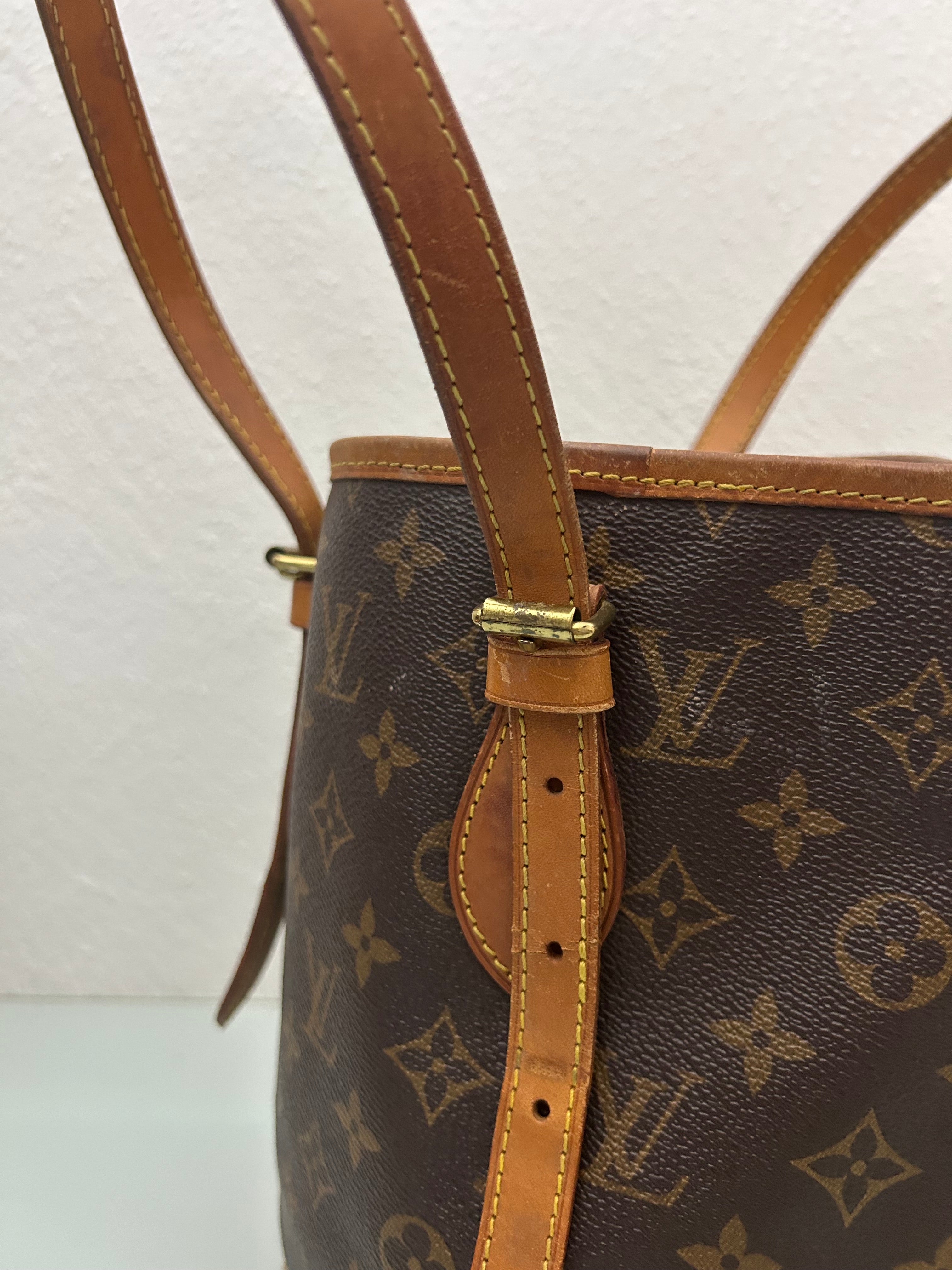 Louis Vuitton Marais