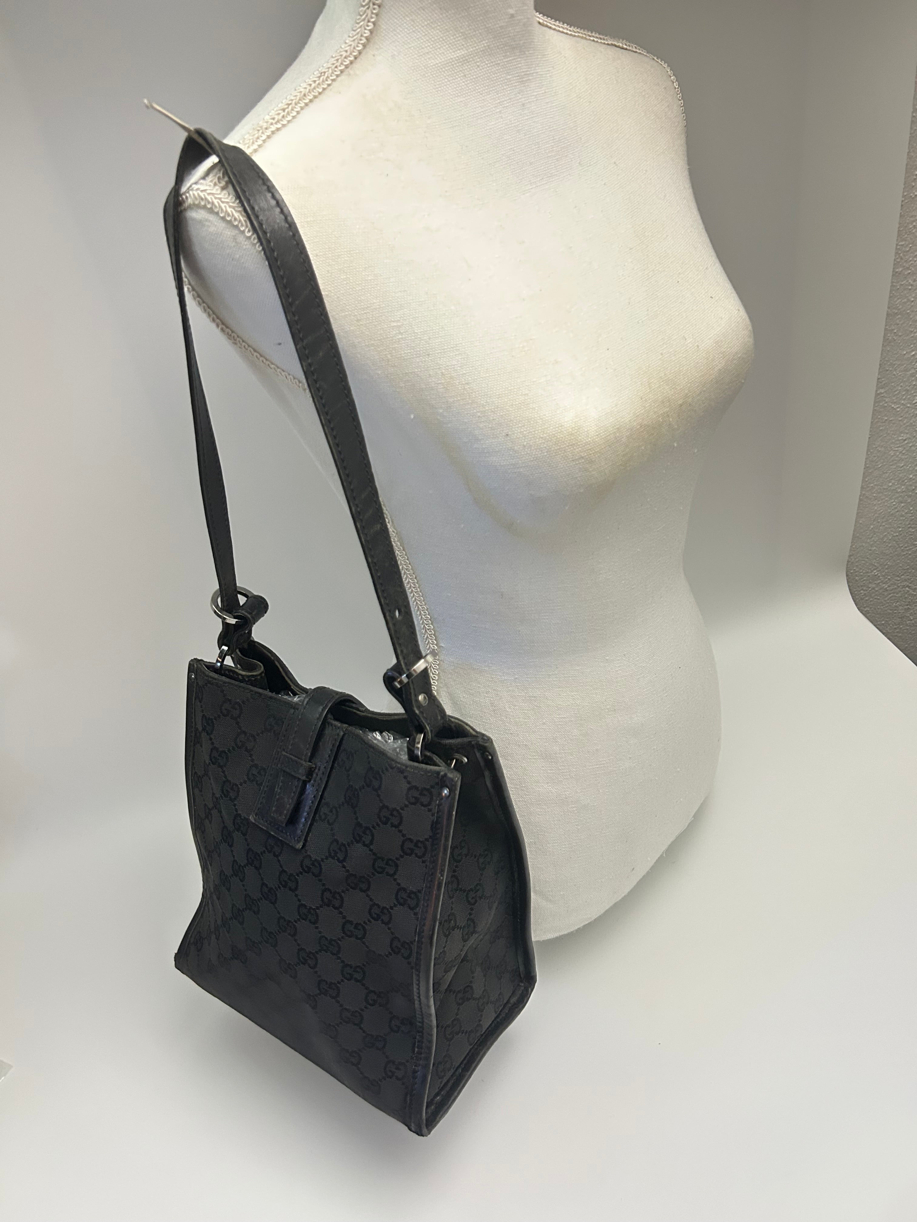 Gucci Shoulder Bag