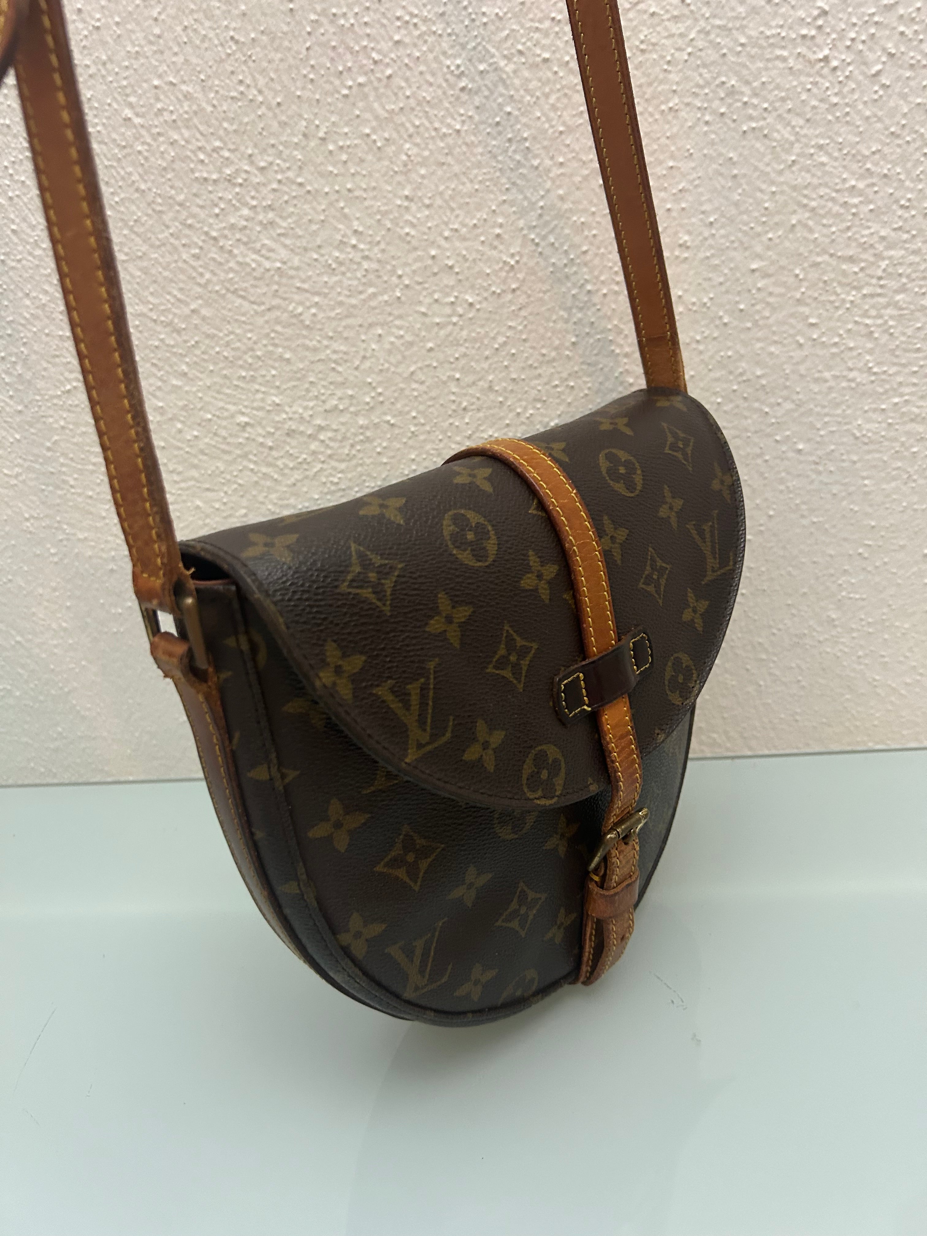 Louis Vuitton Chantilly