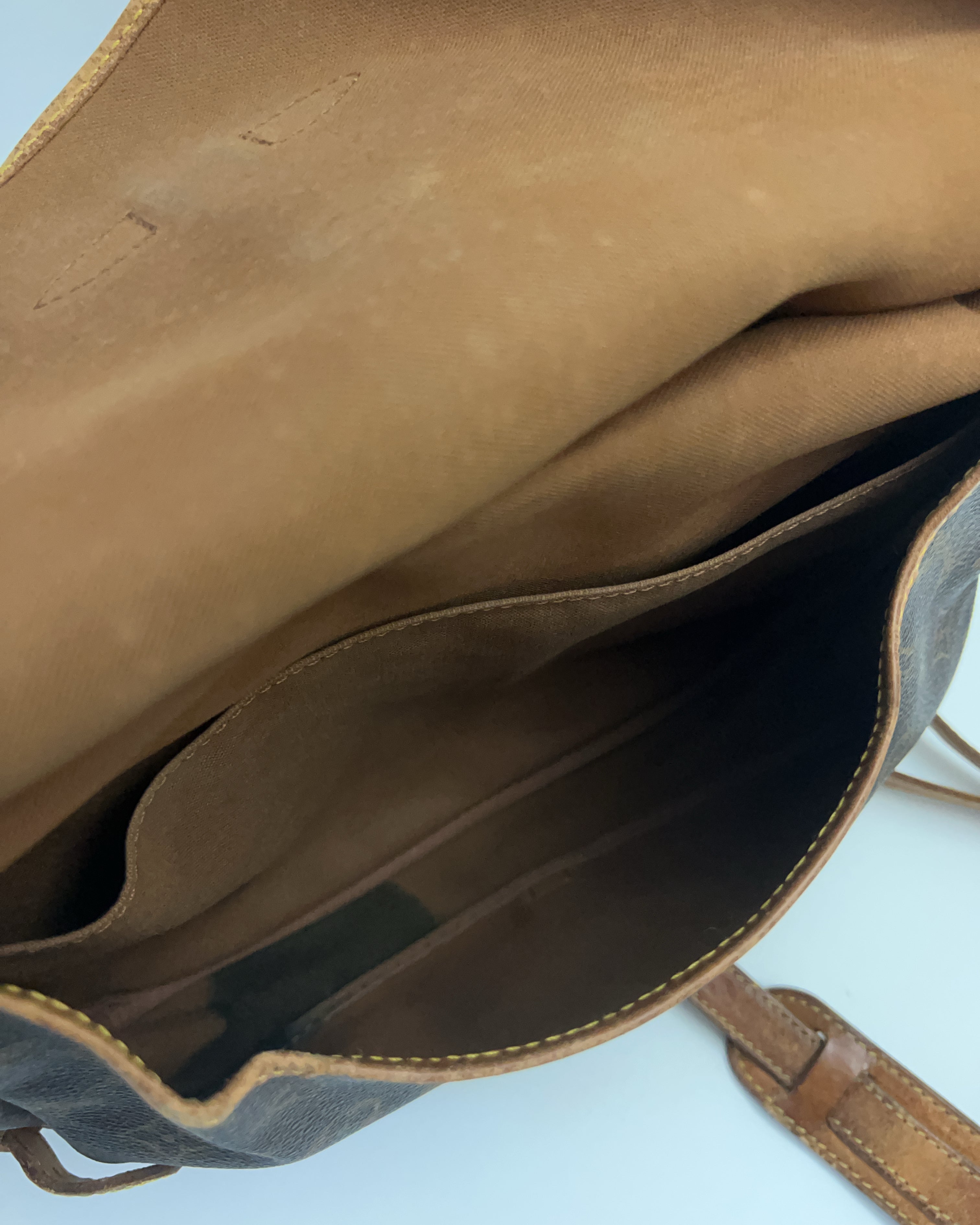 Vintage Louis Vuitton Bag ()