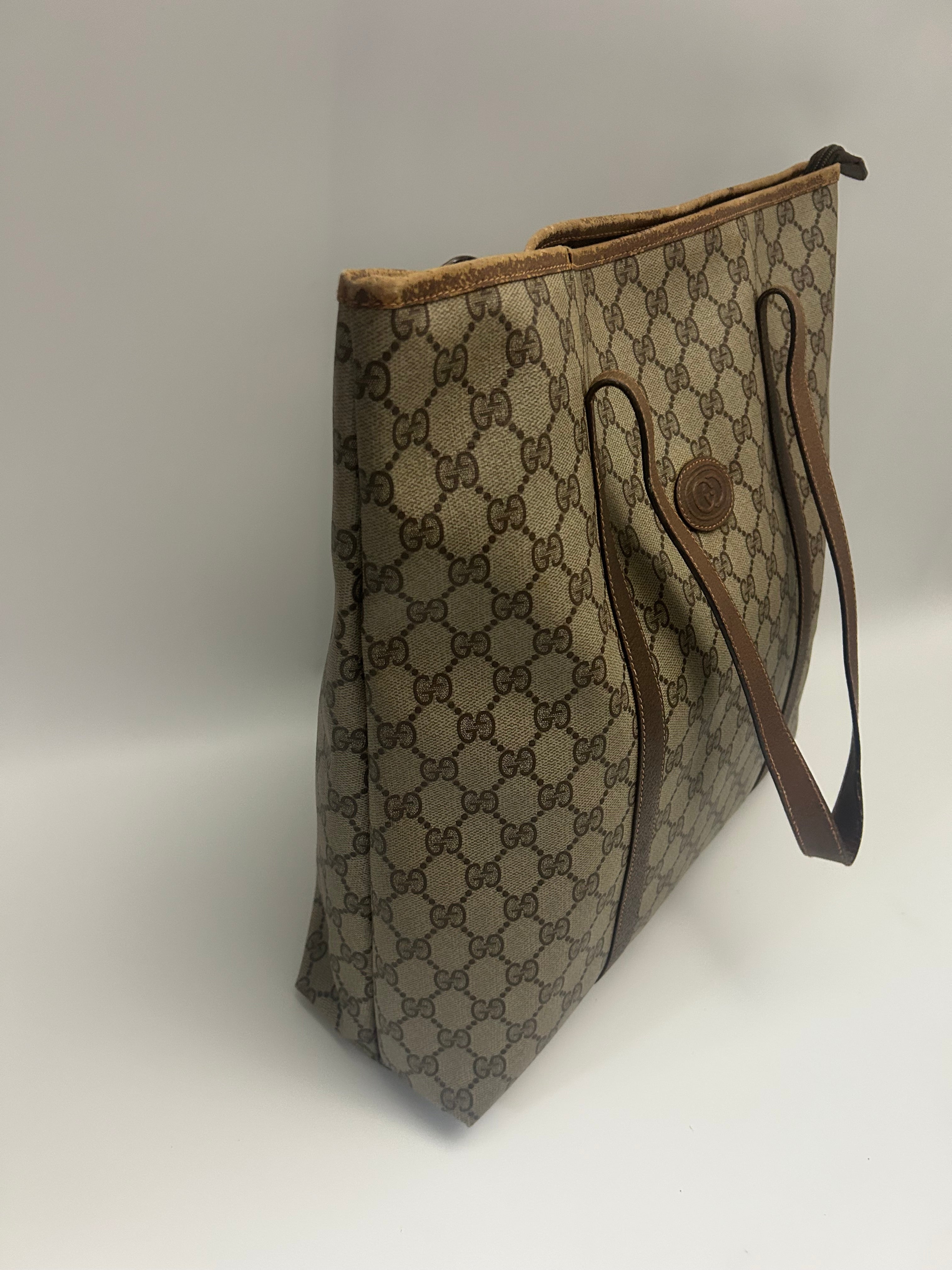Gucci Shoulder Bag