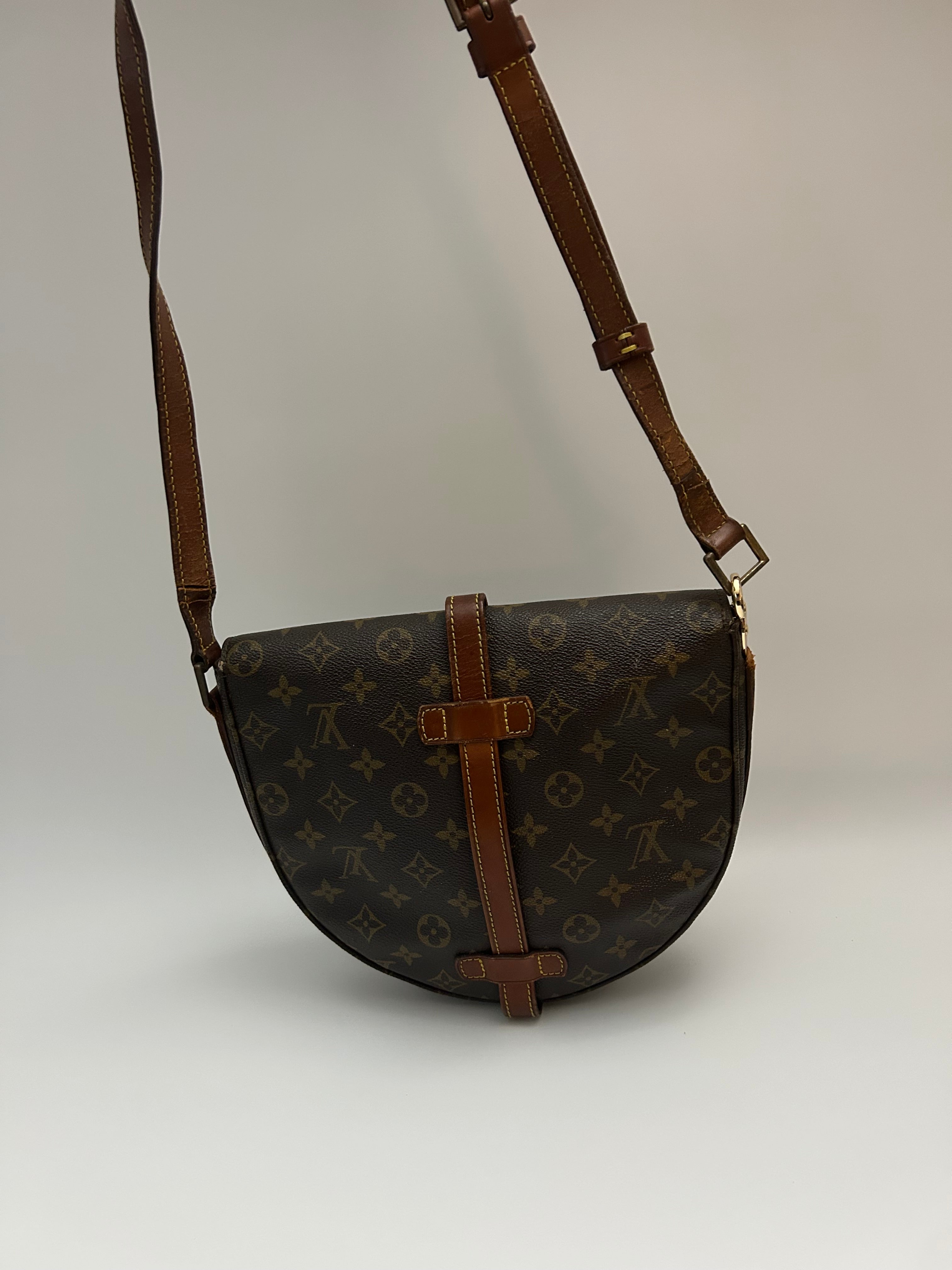 Louis Vuitton Chantilly