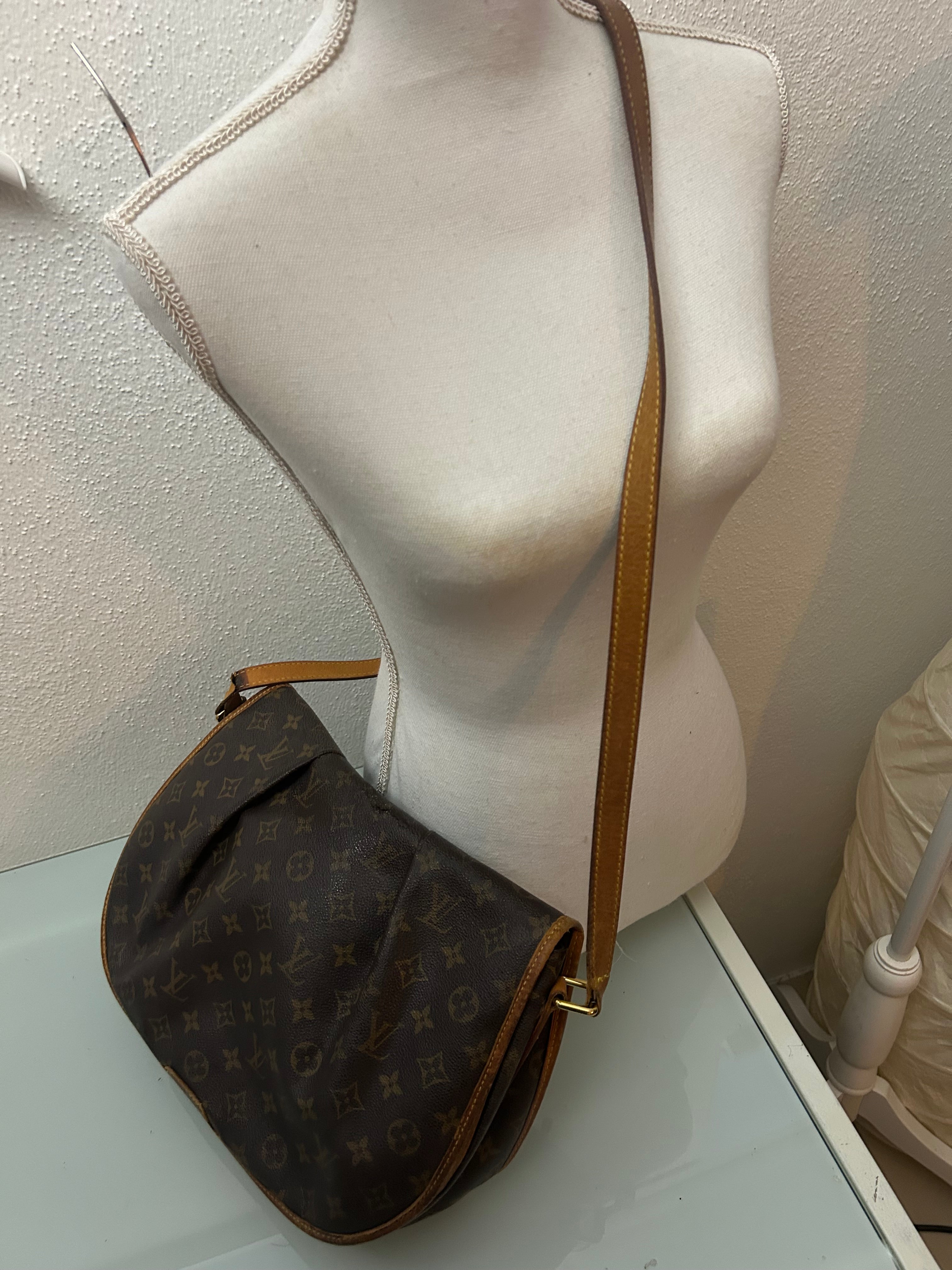 Louis Vuitton Menilmontant