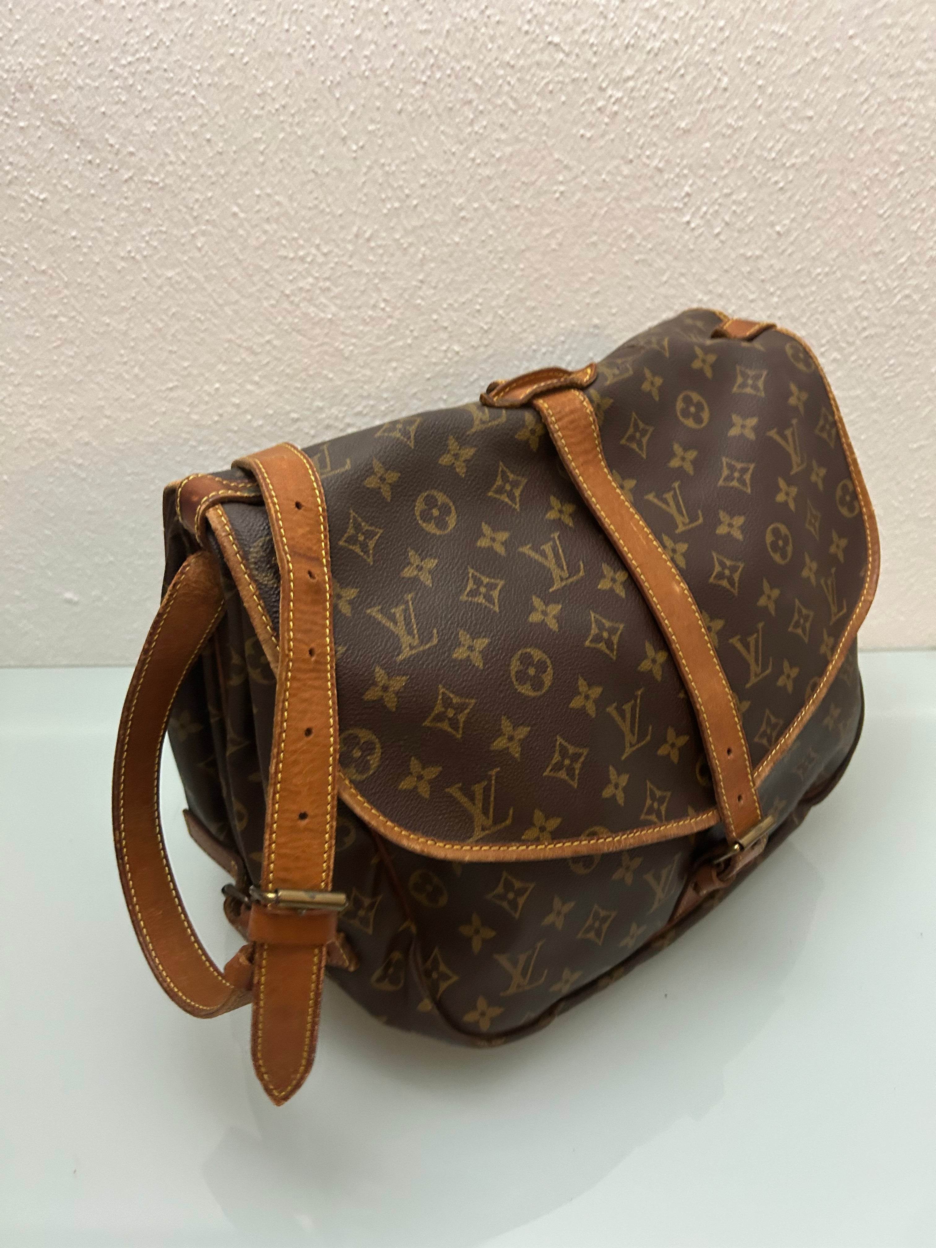 Louis Vuitton Saumur Crossbody