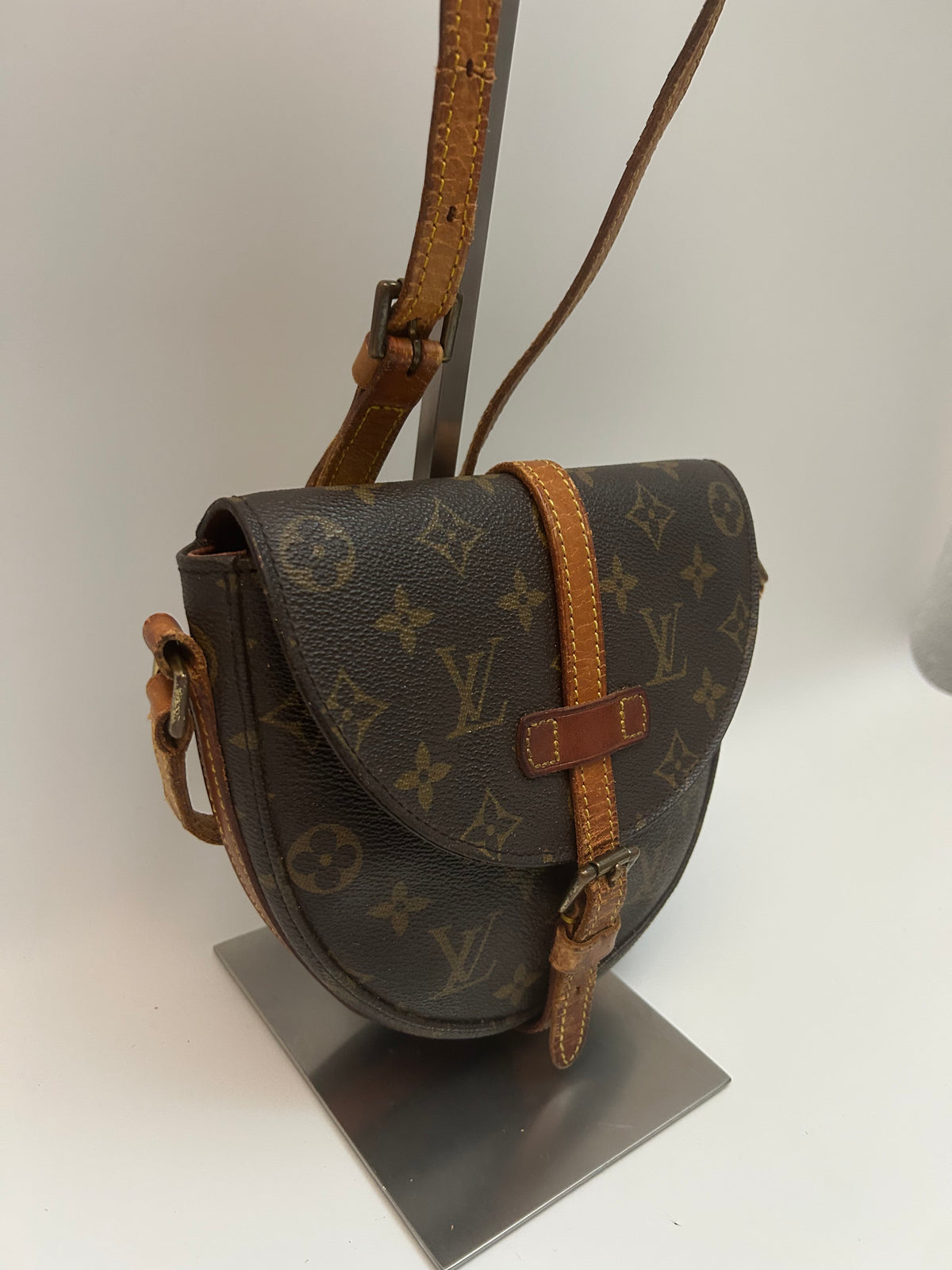 Louis Vuitton Chantilly PM