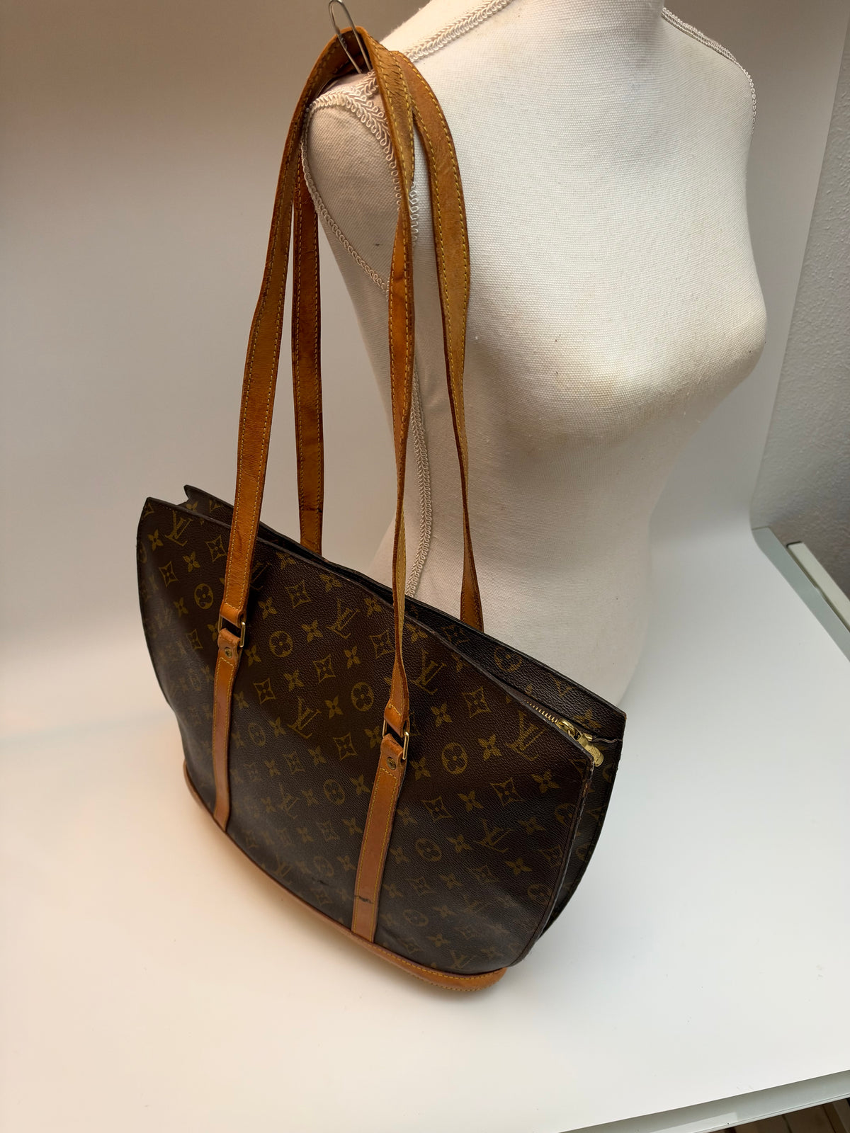 Louis Vuitton Babylone