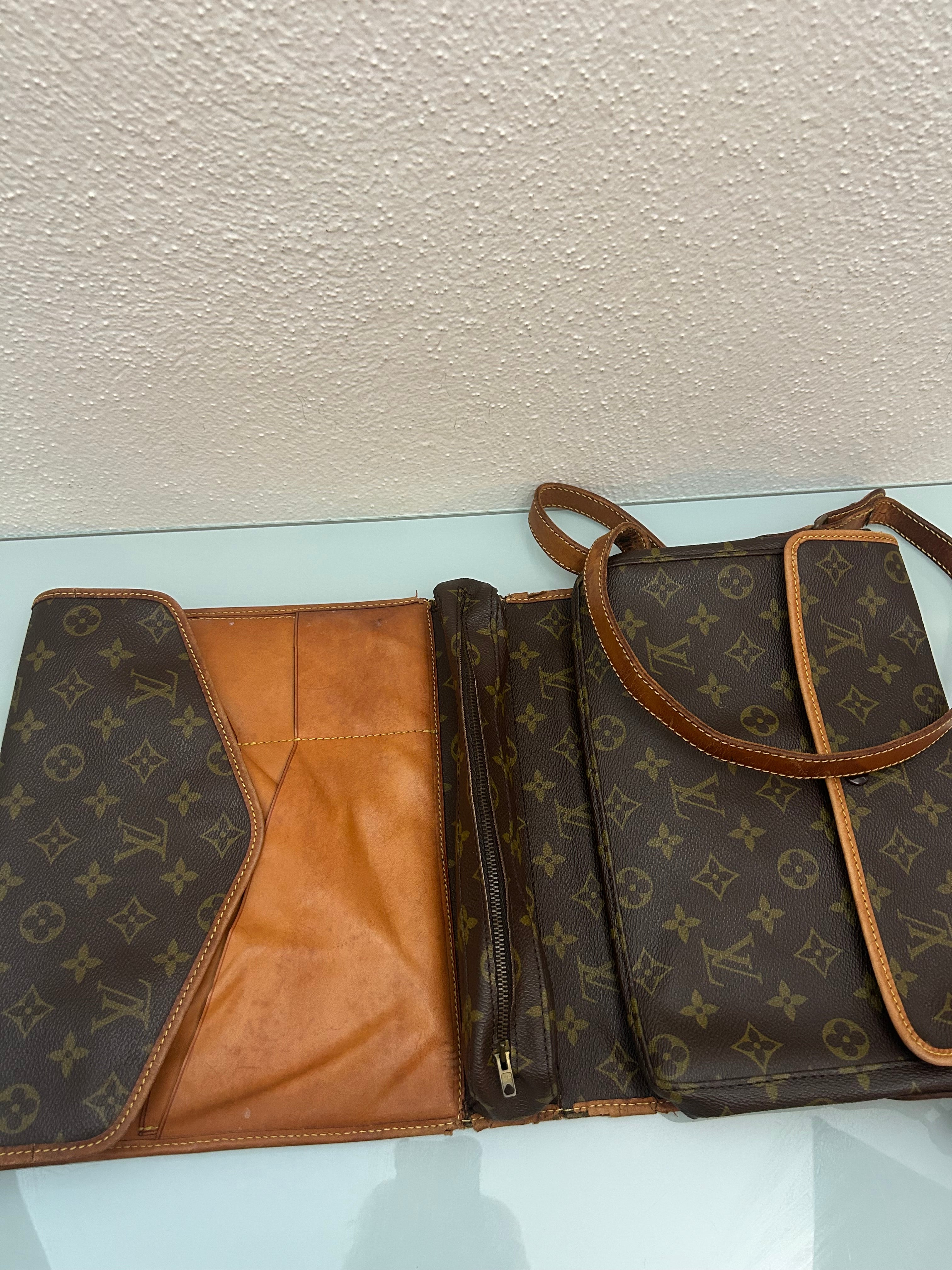 Louis Vuitton Crossbody