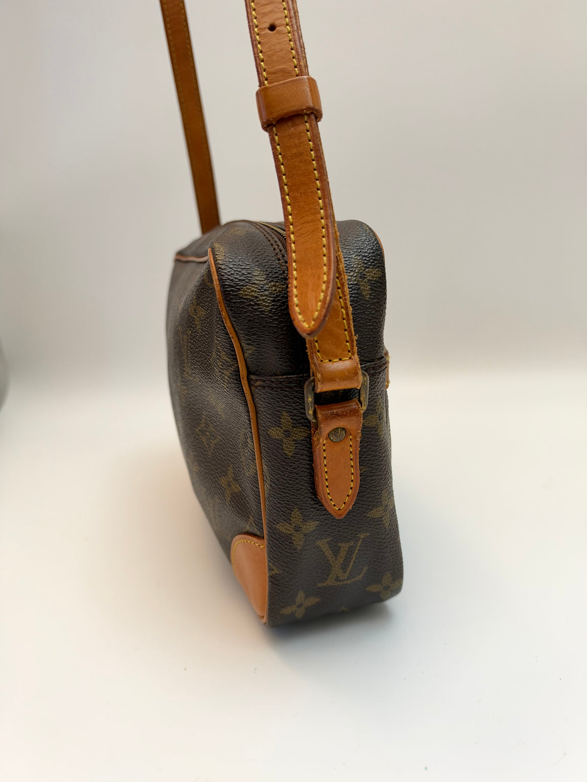 Louis Vuitton Trocadéro 27