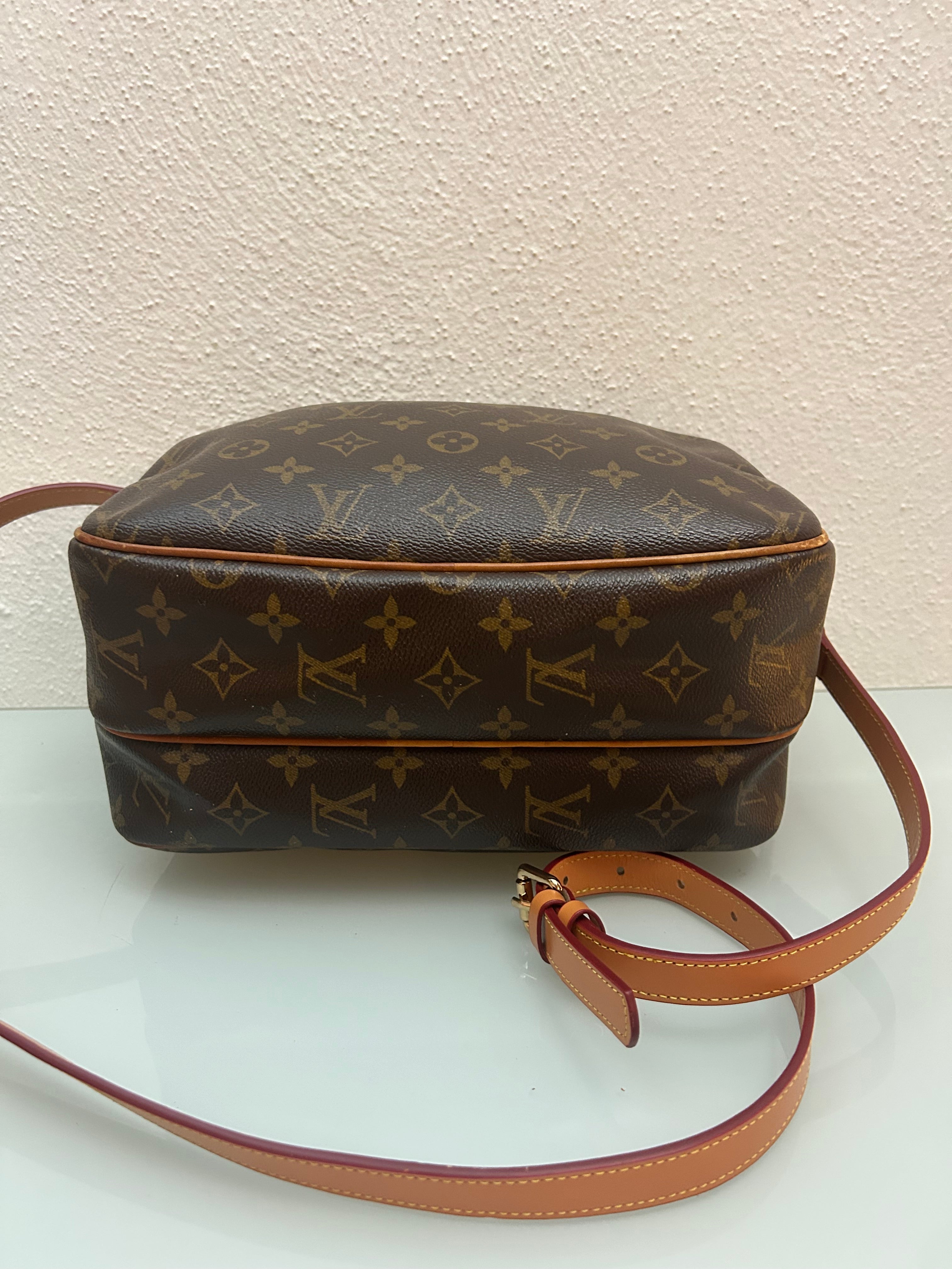 Louis Vuitton Reporter