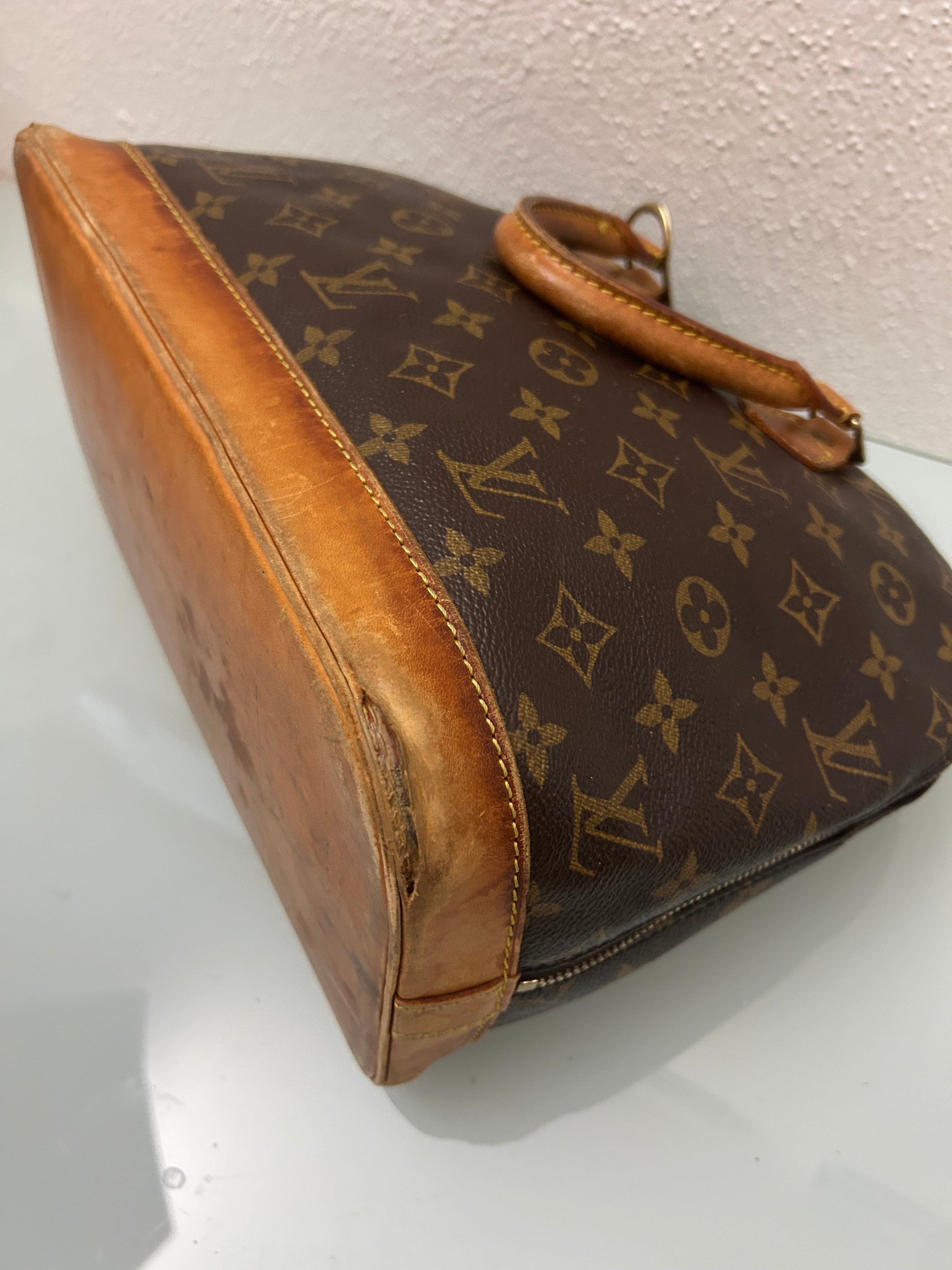 Louis Vuitton Alma