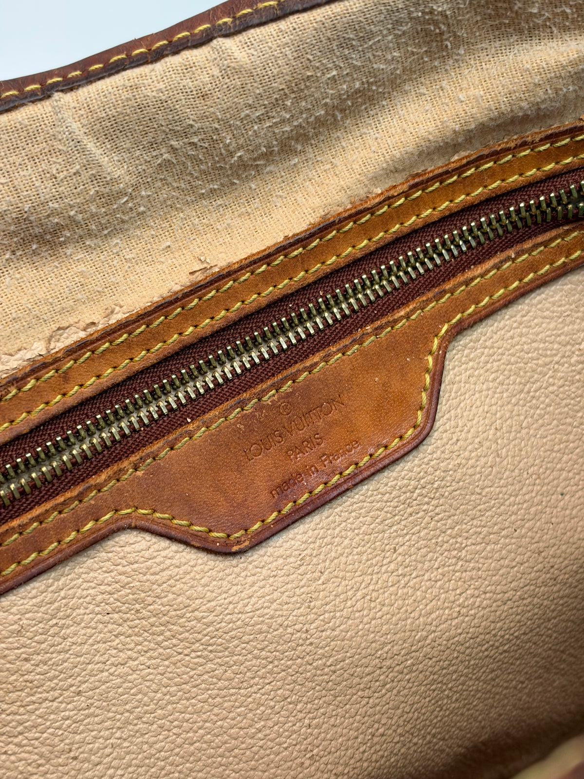 Louis Vuitton Marais