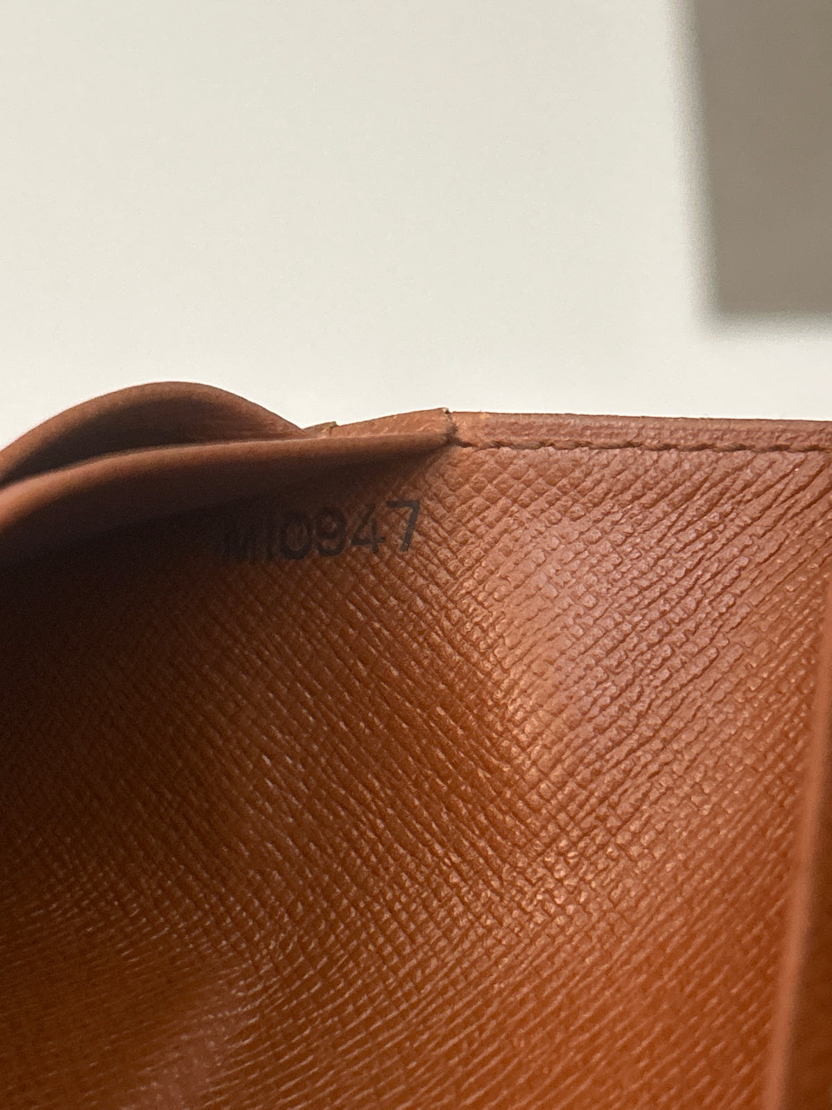 Louis Vuitton Pung
