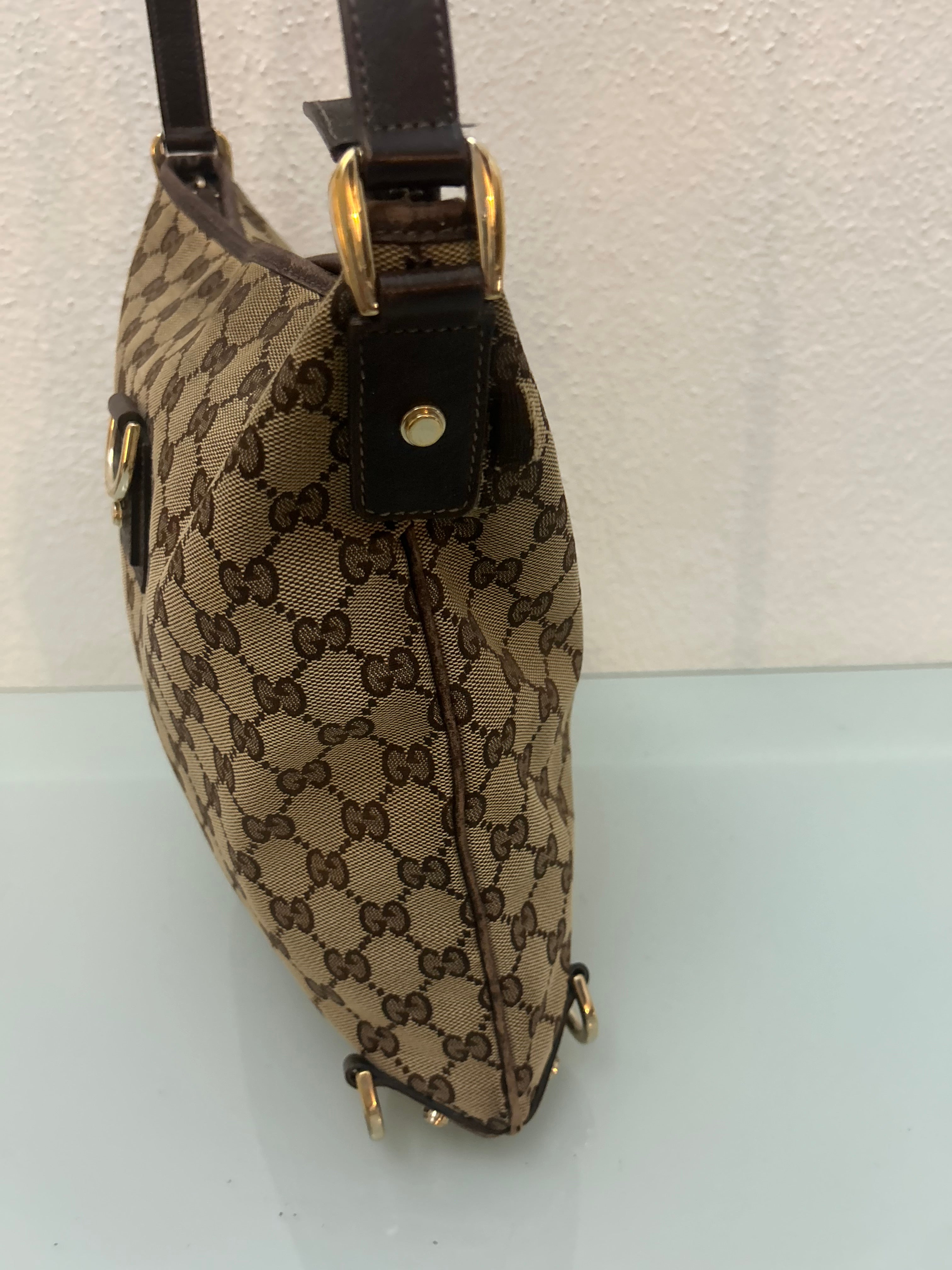 Gucci Messenger