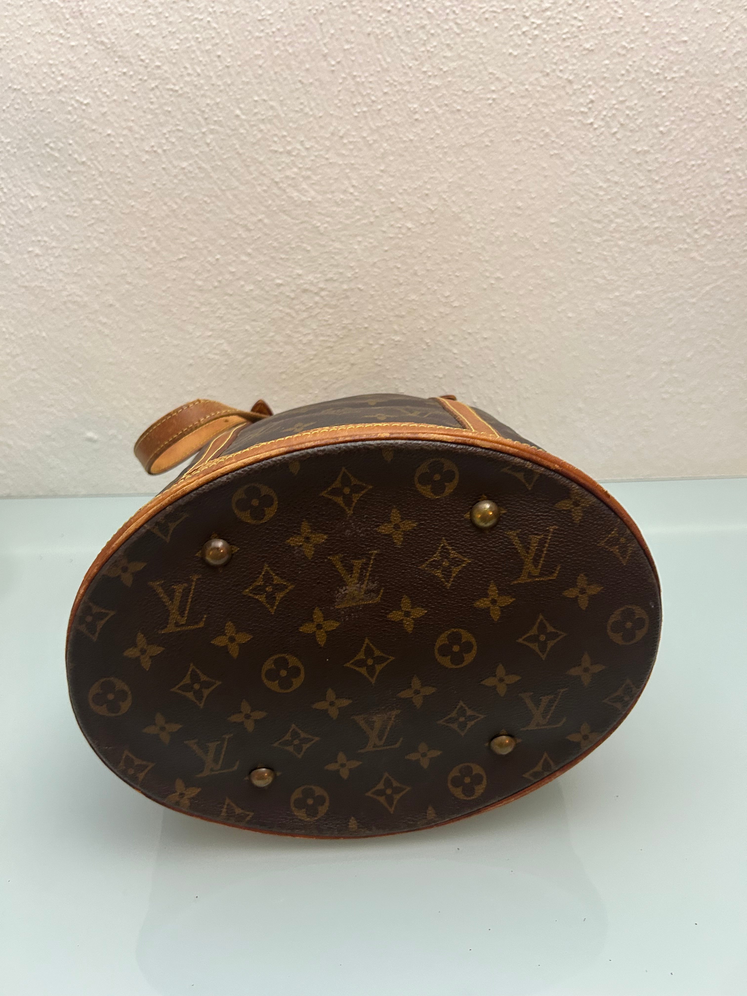 Louis Vuitton Bucket