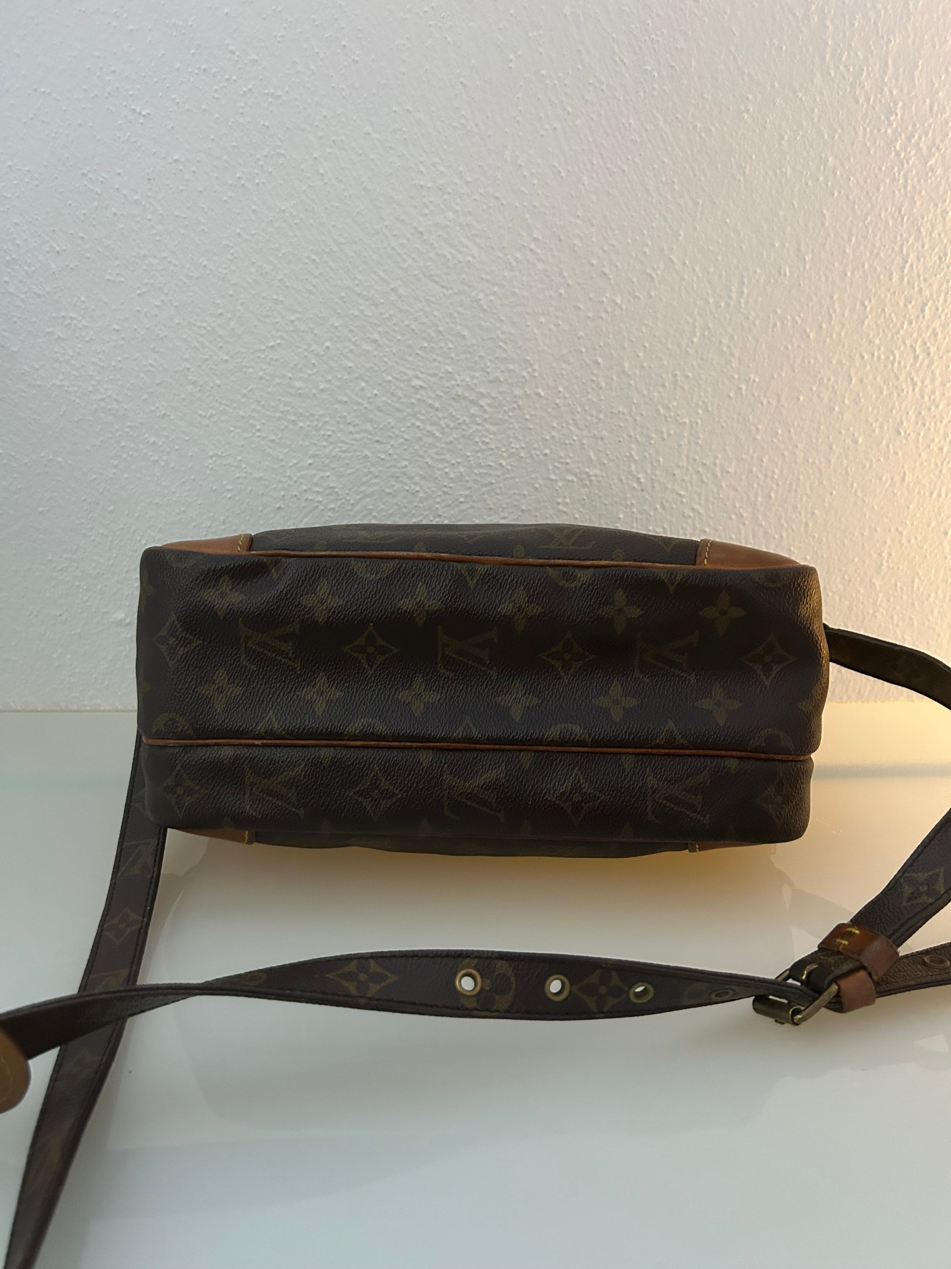 Louis Vuitton Nile