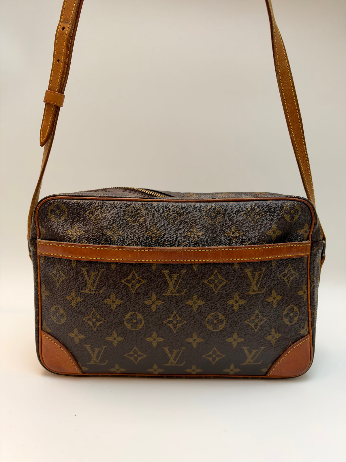 Louis Vuitton Trocadéro 30