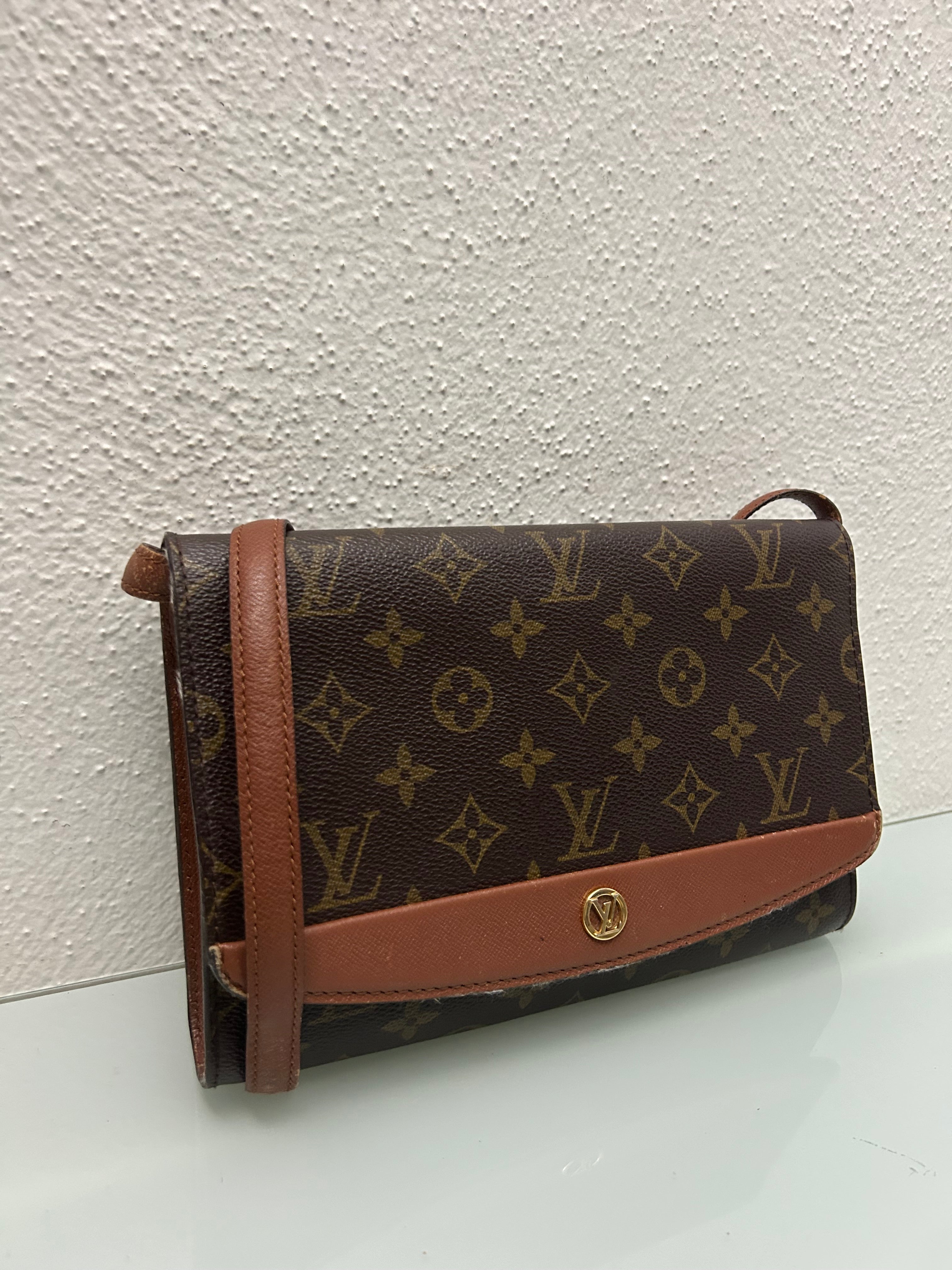Louis Vuitton Crossbody