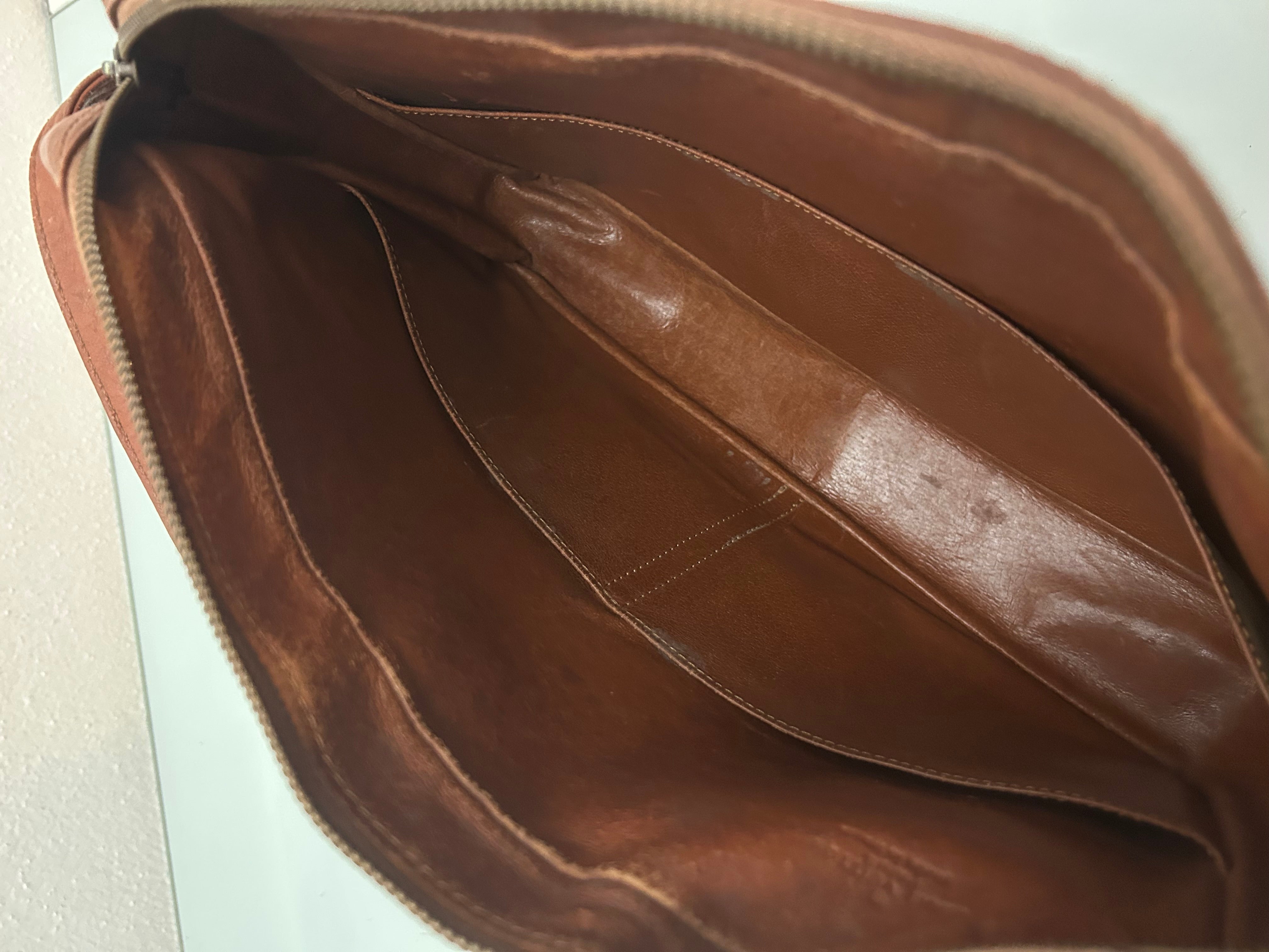 Louis Vuitton Crossbody