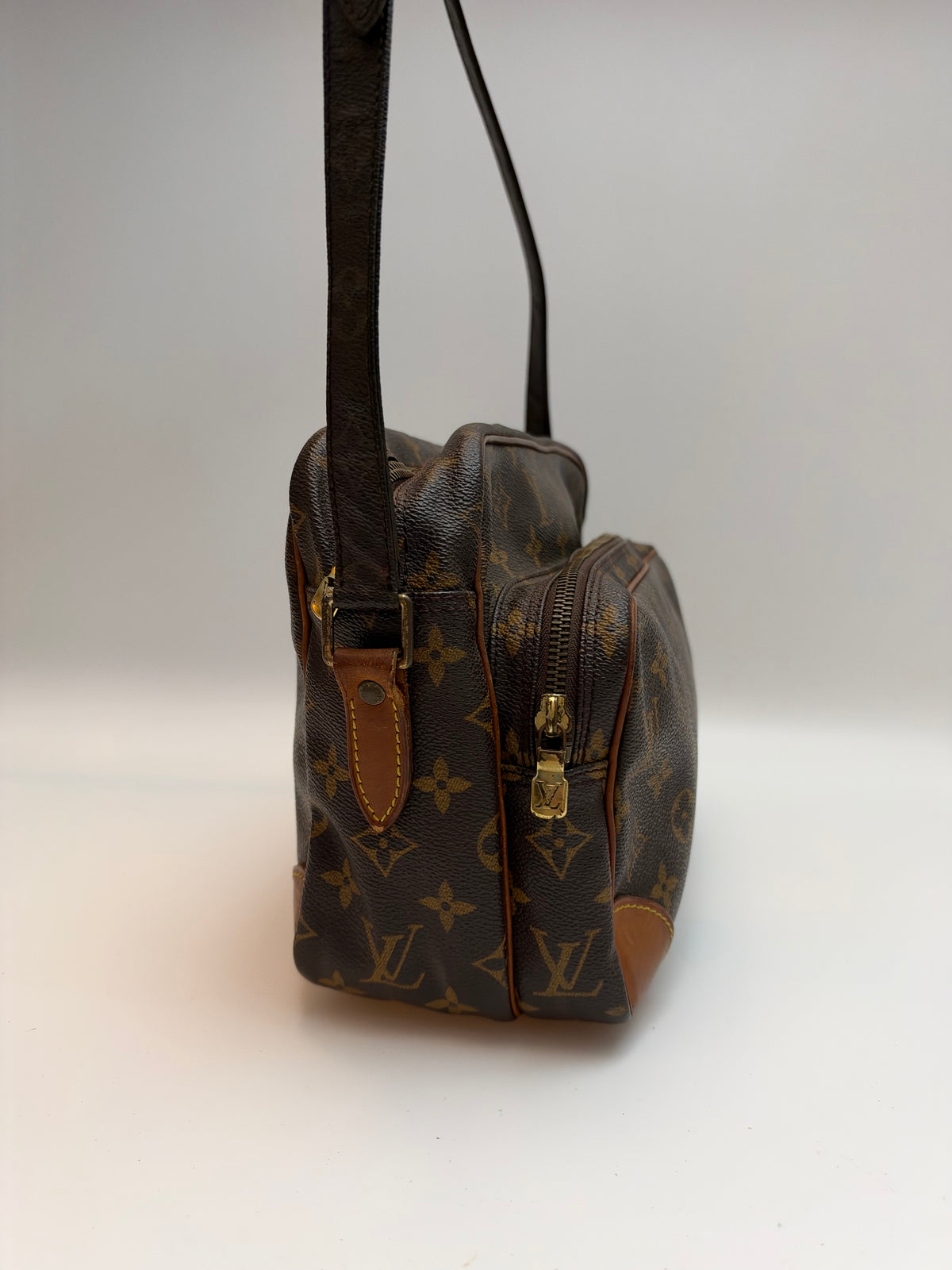 Louis Vuitton Nile