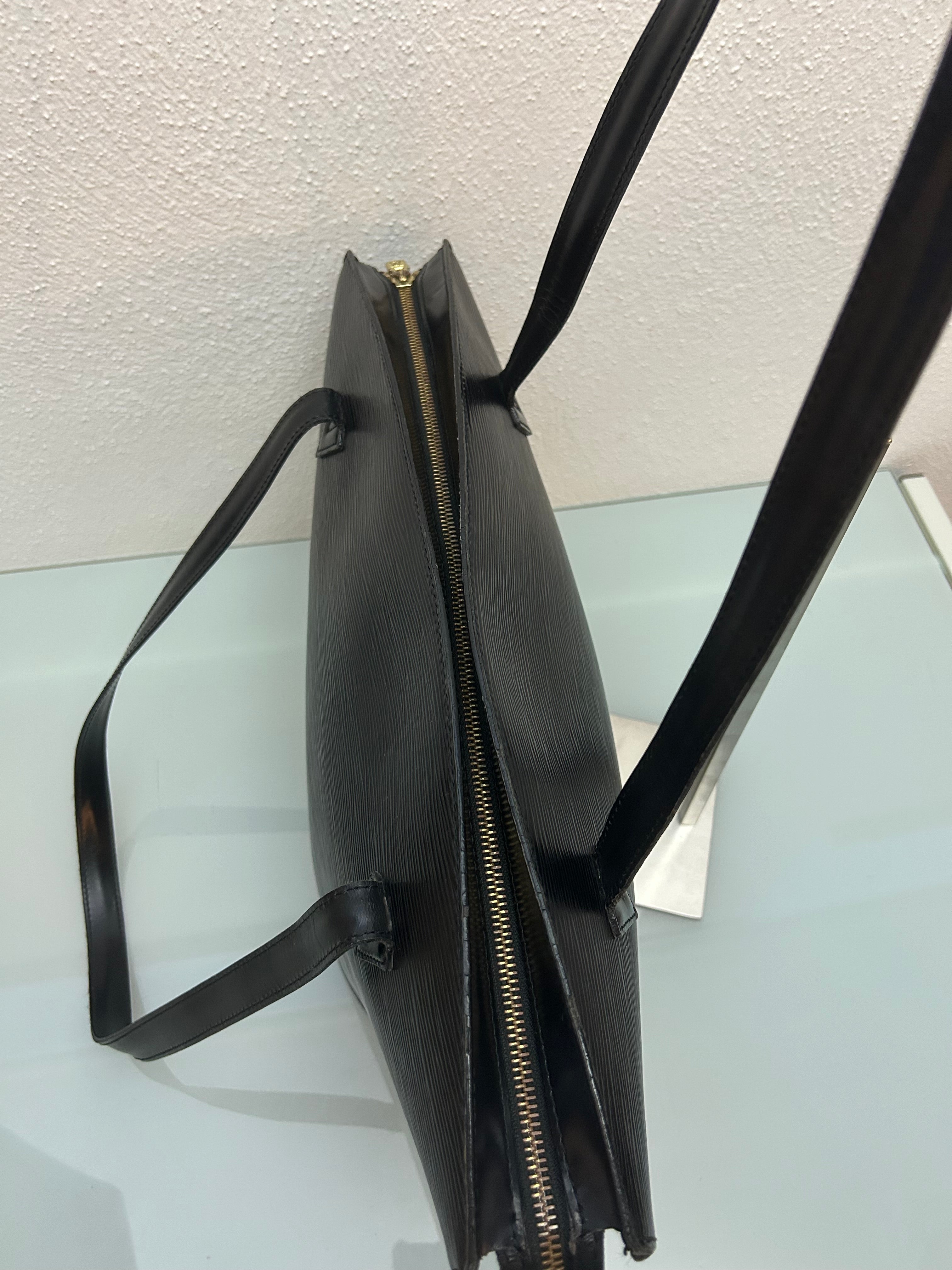 Louis Vuitton Saint Jacques Epi