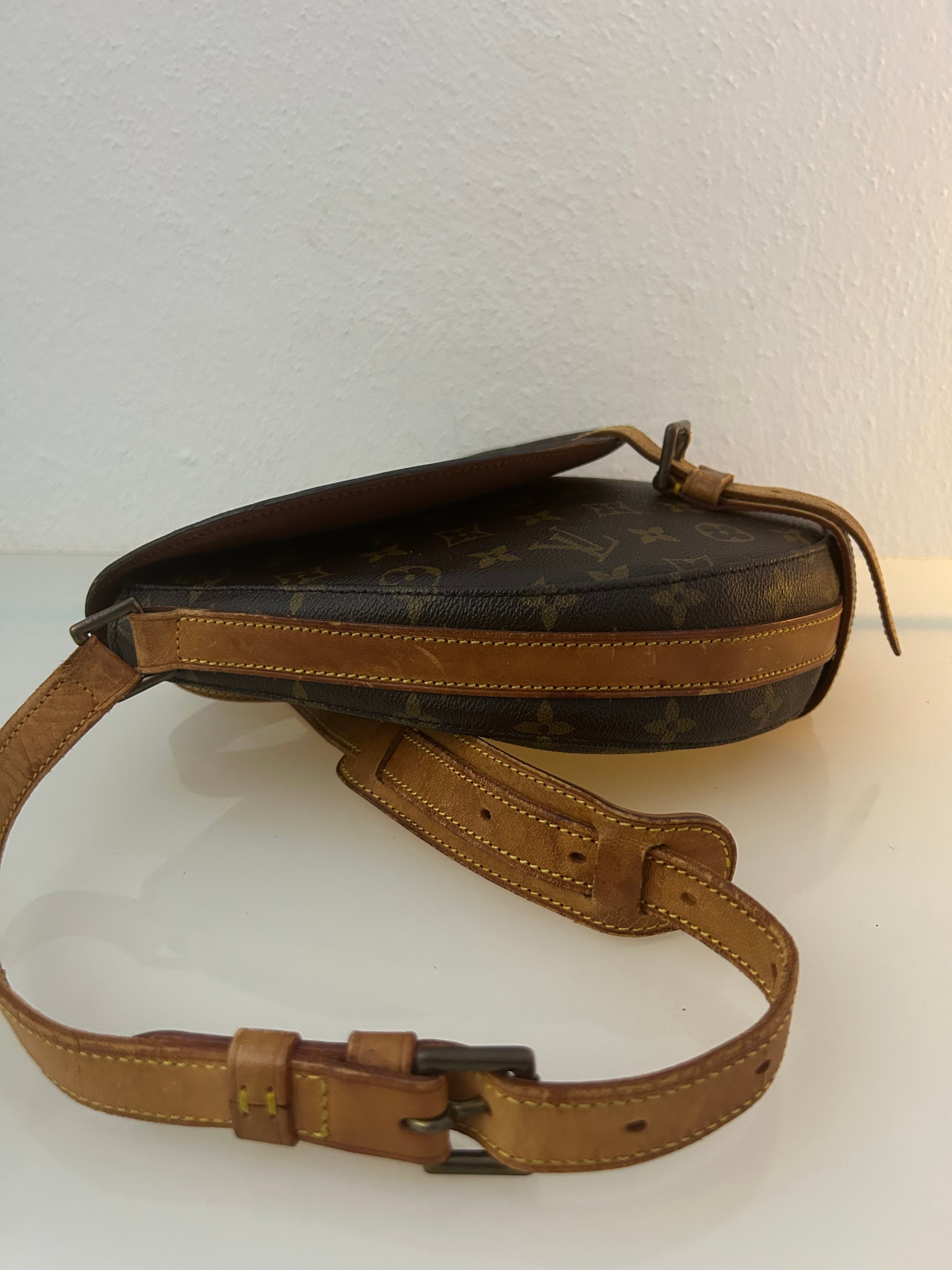 Louis Vuitton Chantilly