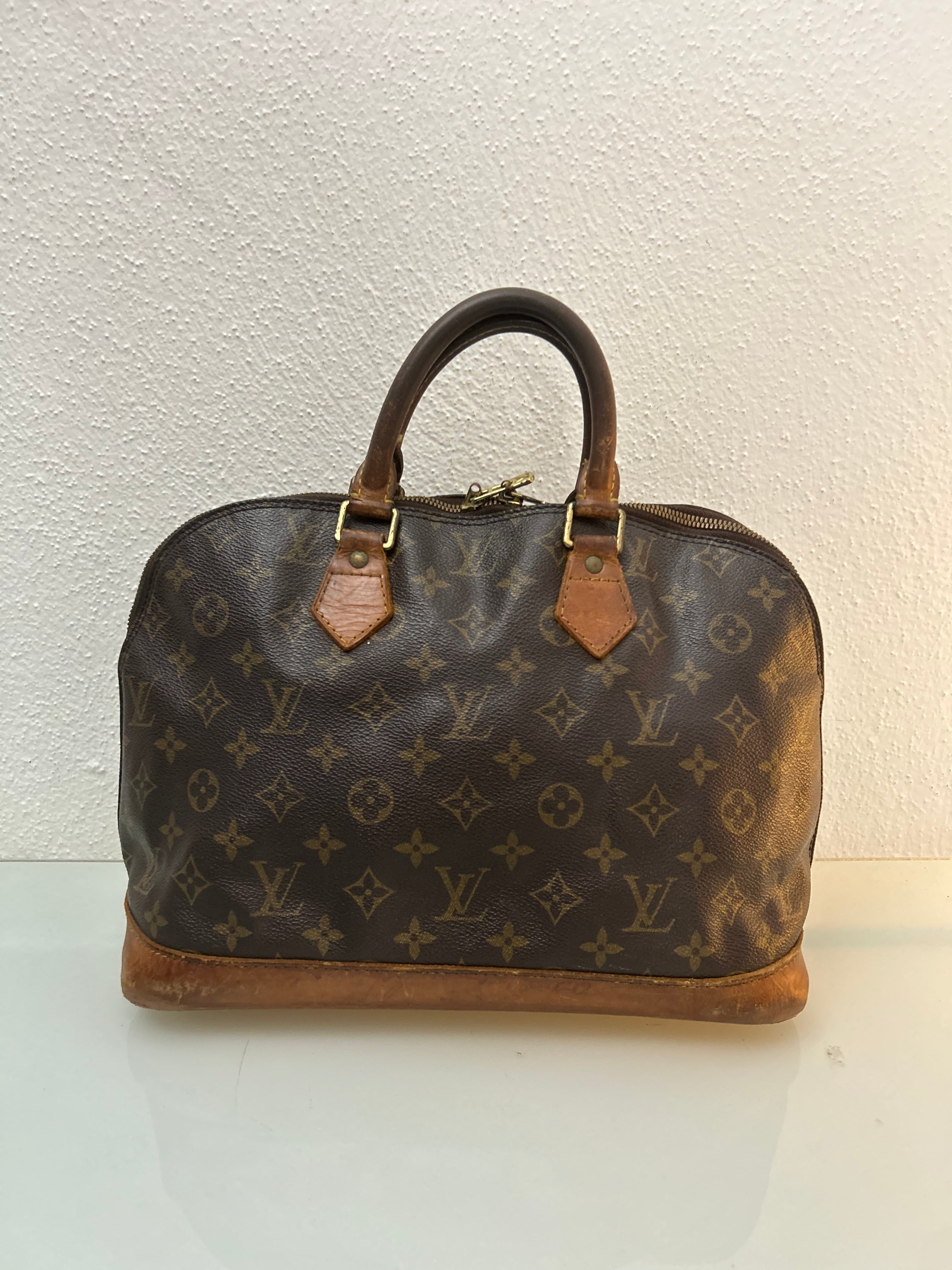 Louis Vuitton Alma