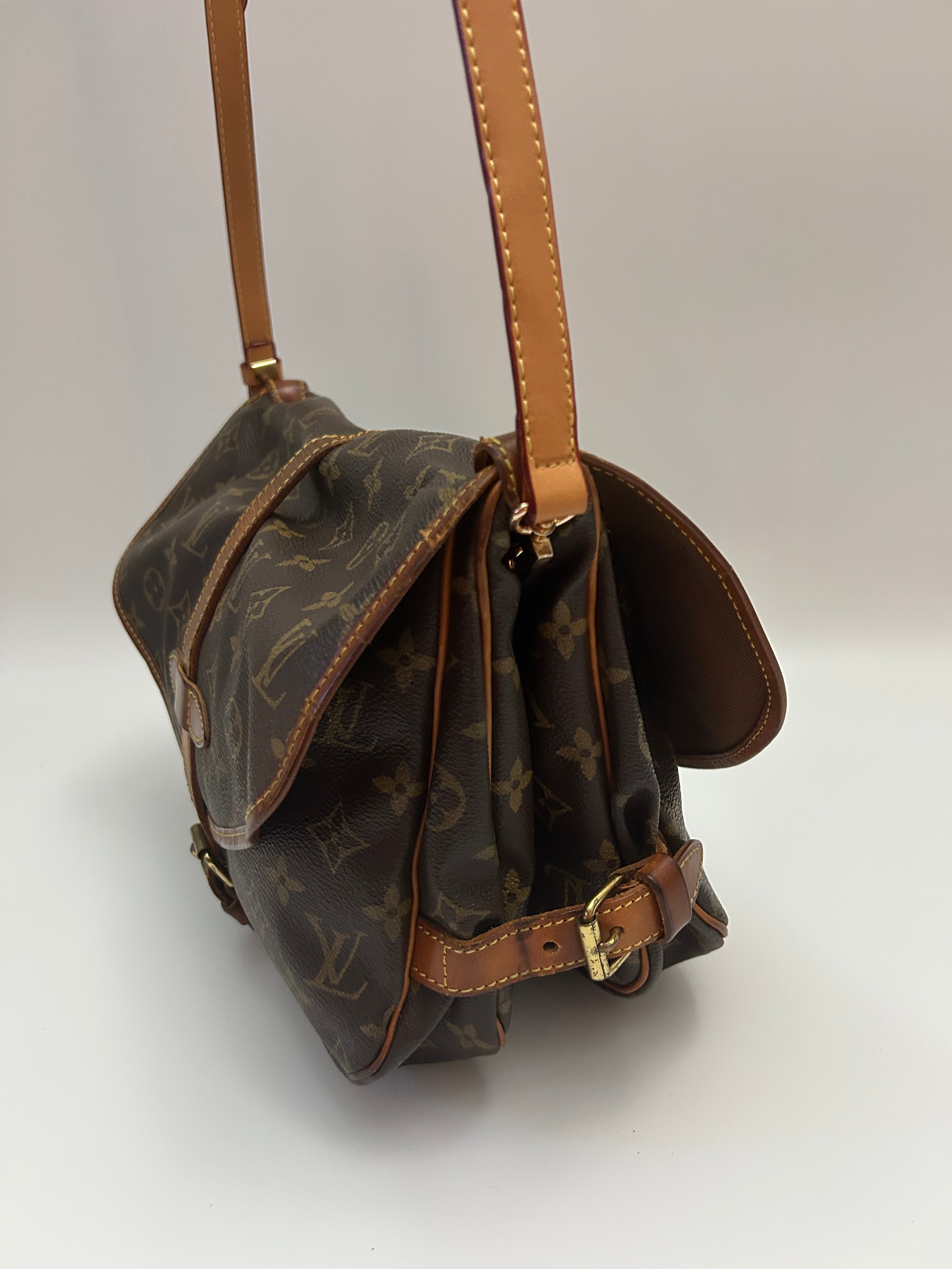 Louis Vuitton Saumur PM