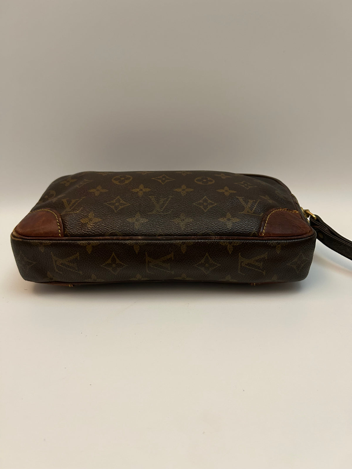 Louis Vuitton Clutch