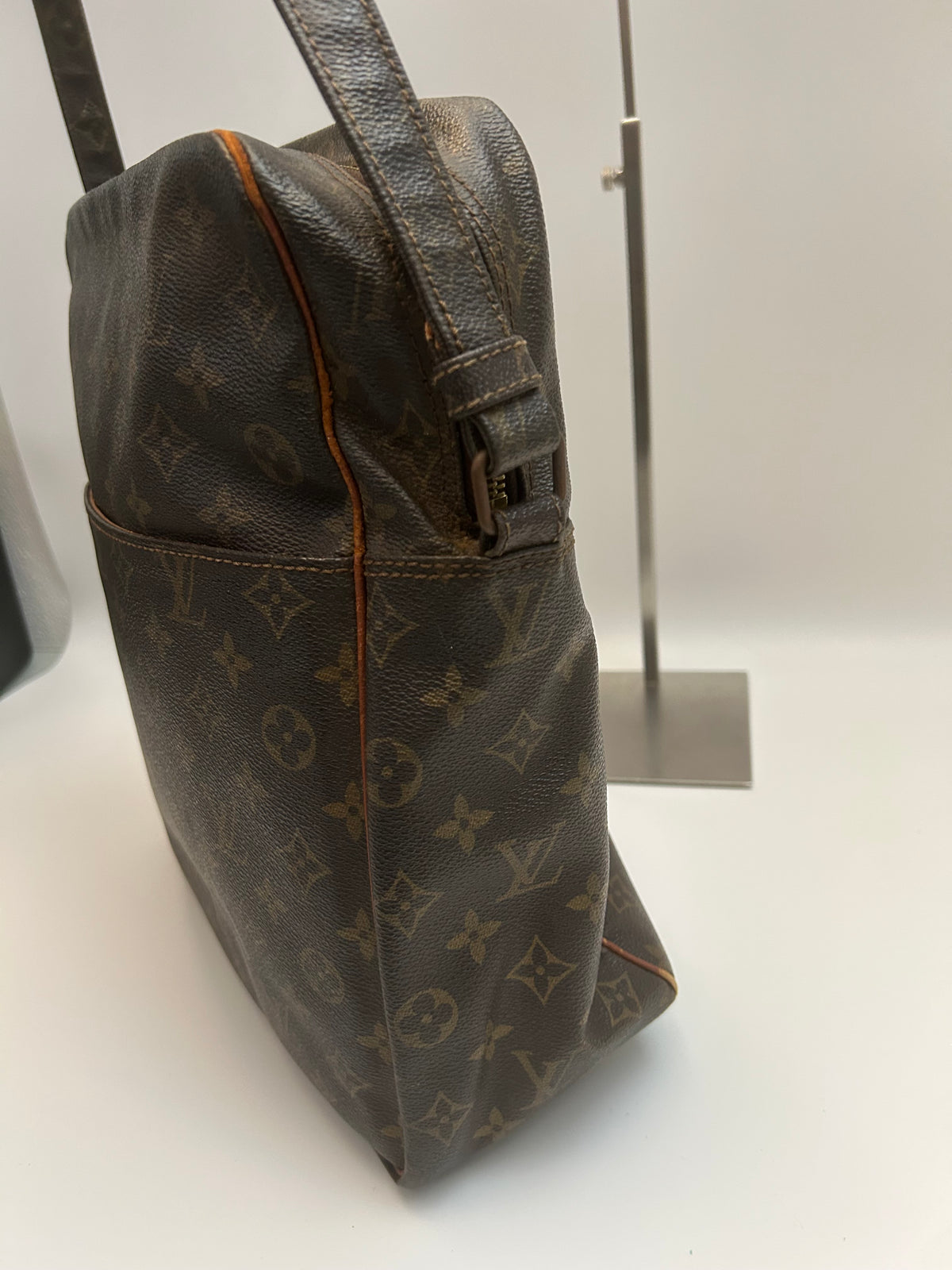 Louis Vuitton Marceau