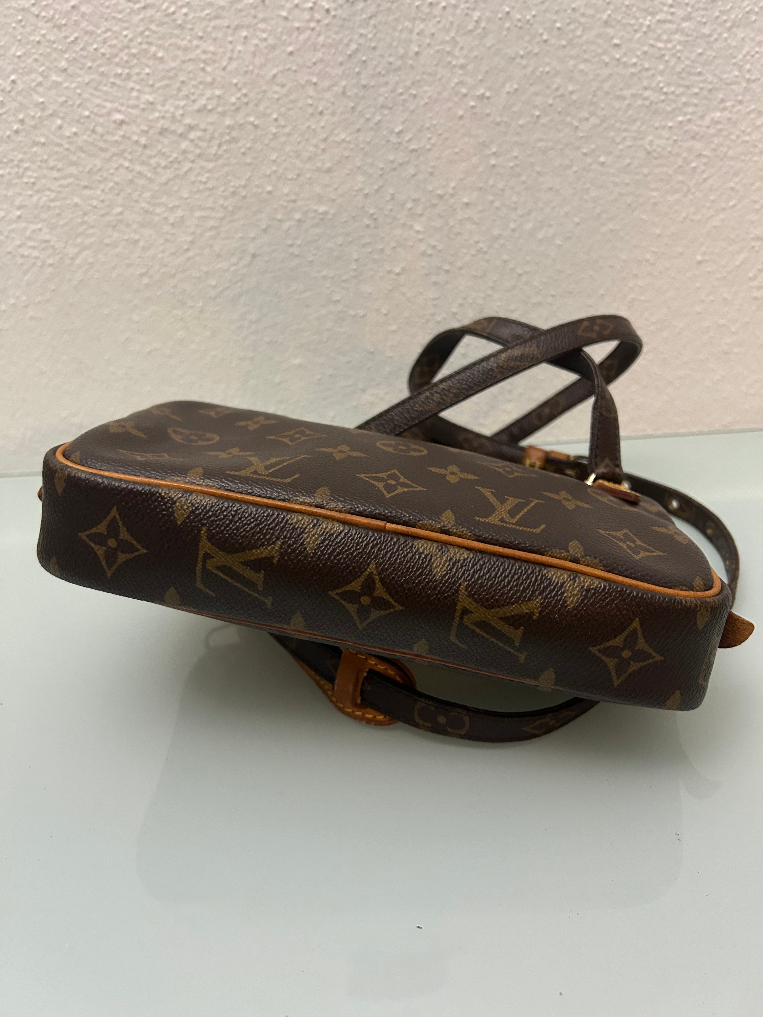 Louis Vuitton Marly