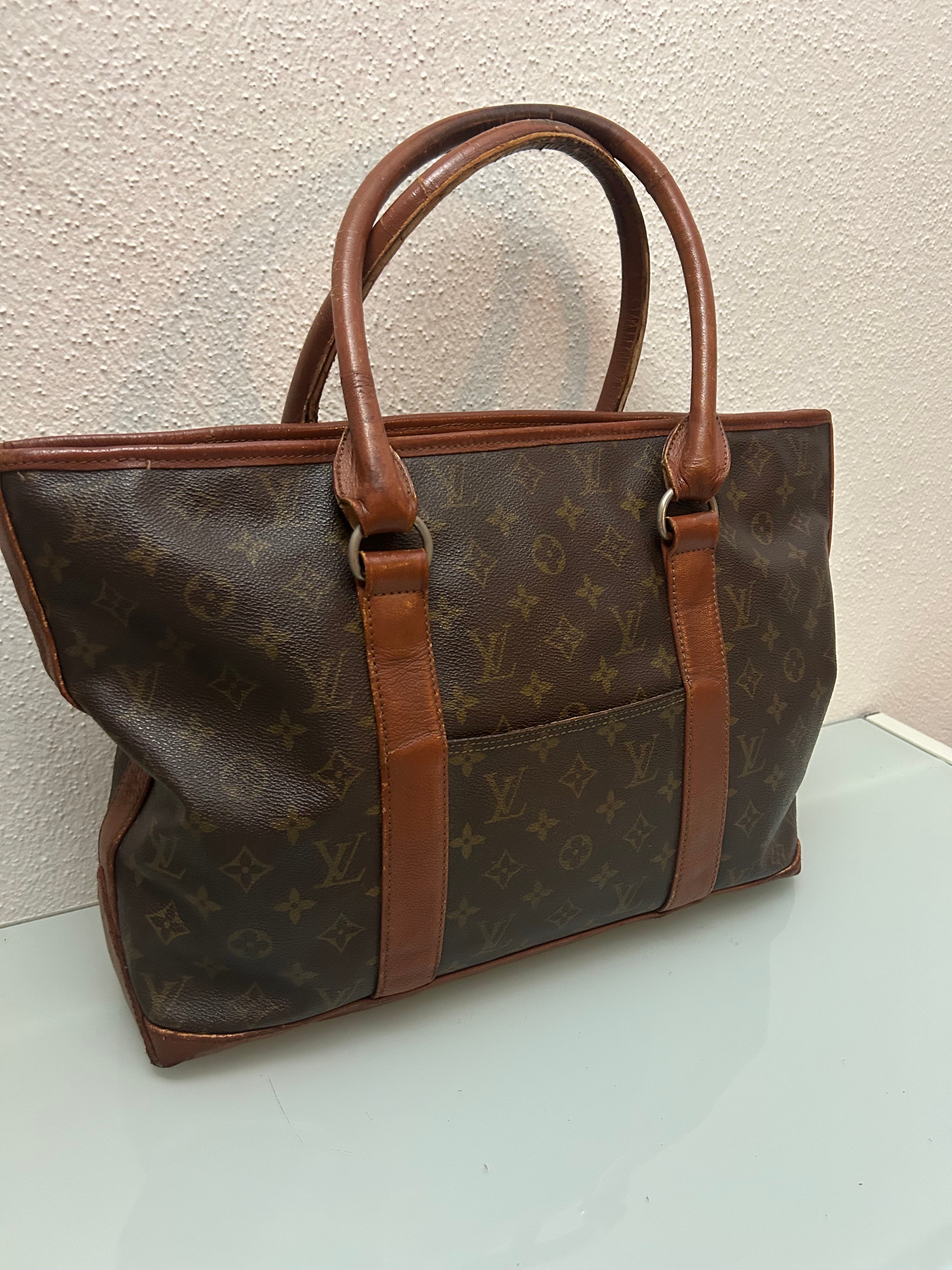 Louis Vuitton Weekend MM