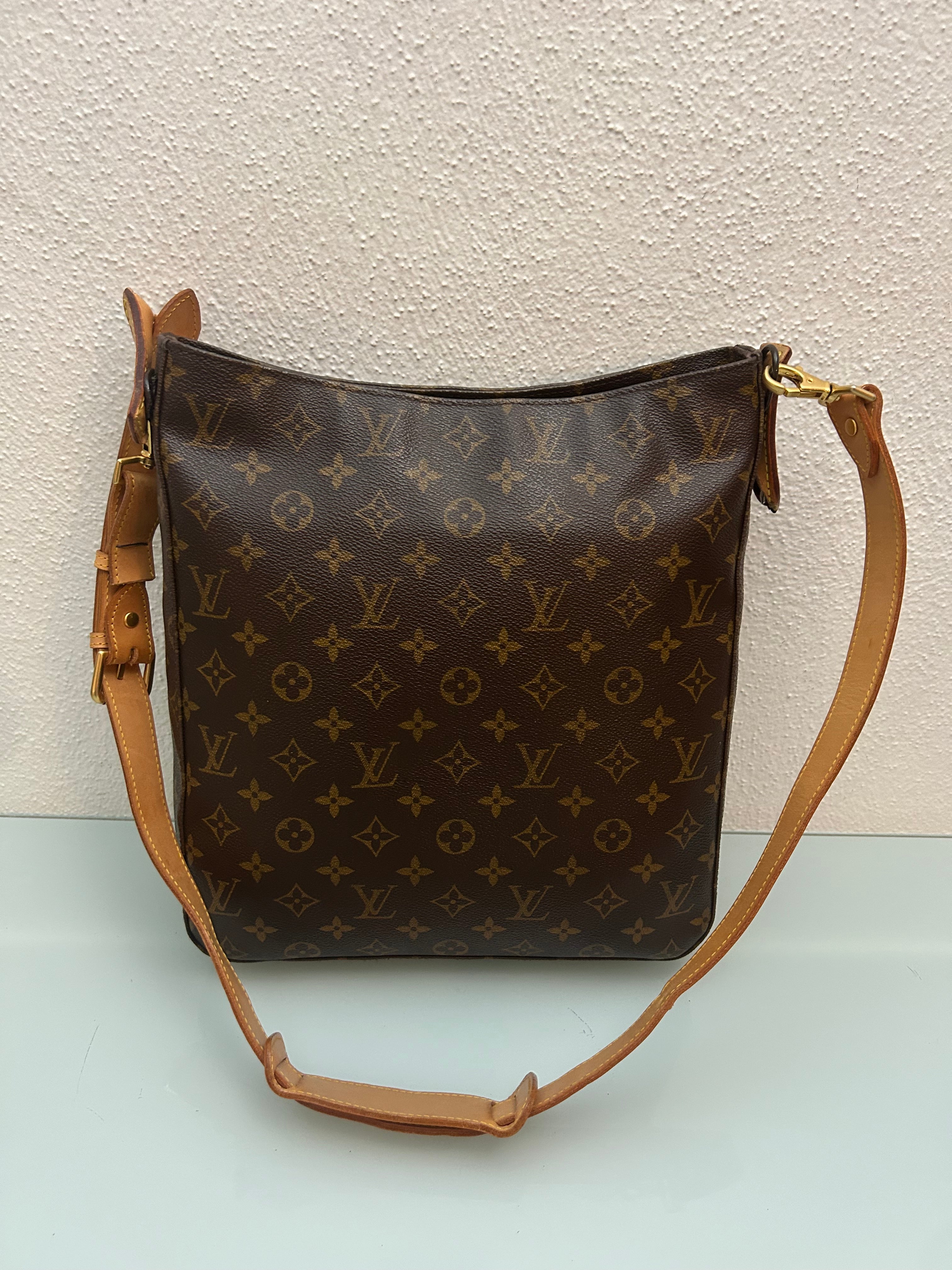 Louis Vuitton Looping