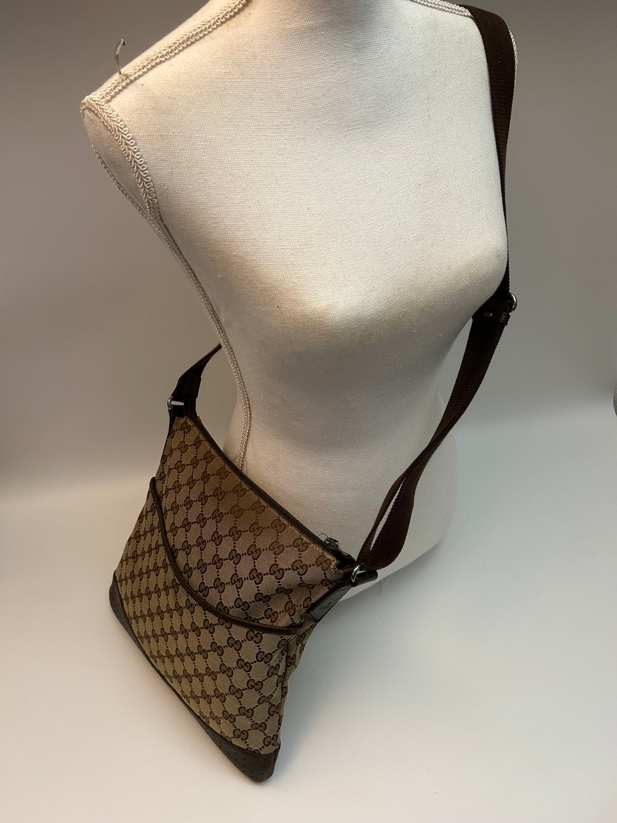 Gucci Messenger