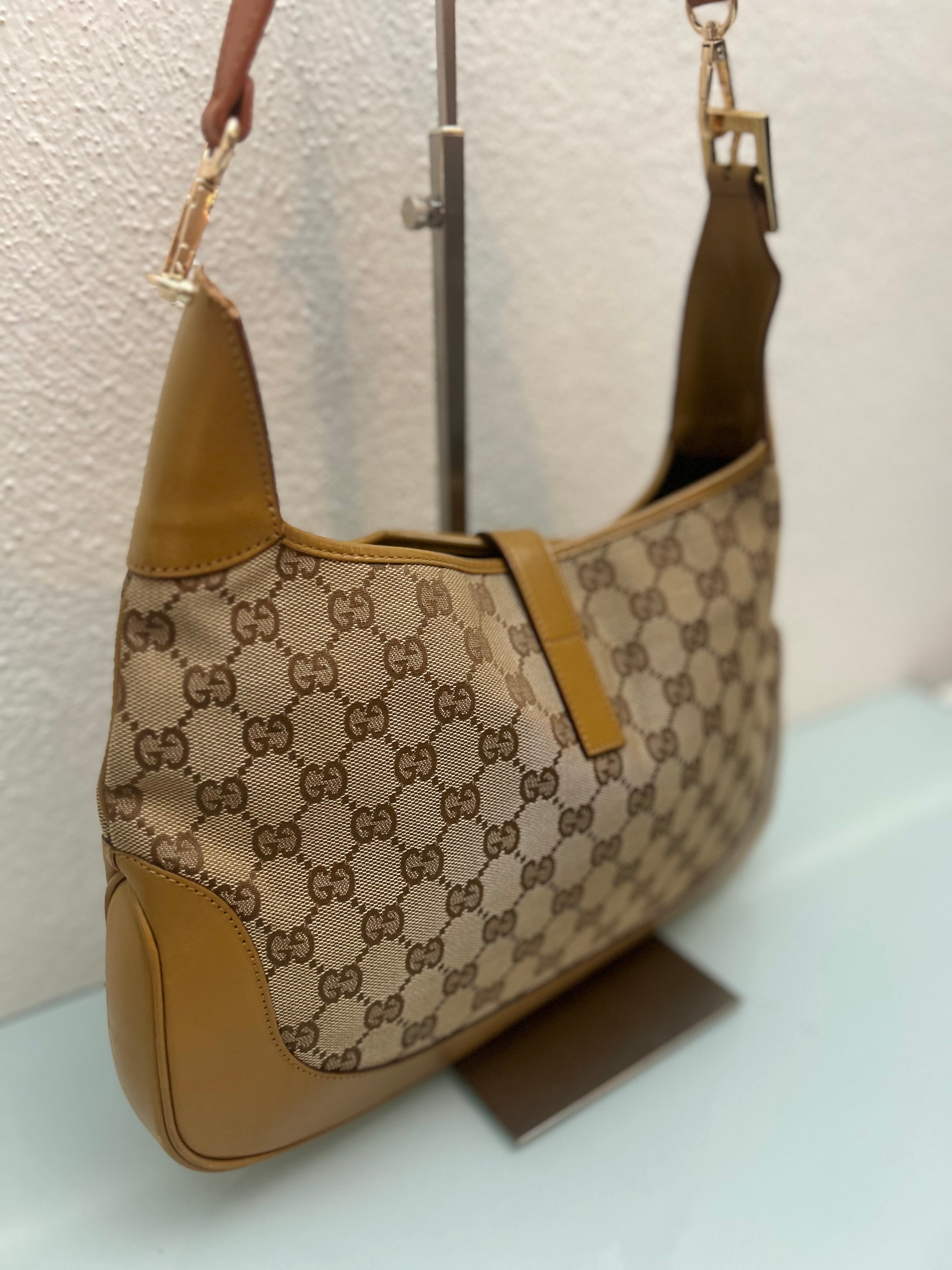 Gucci Jackie
