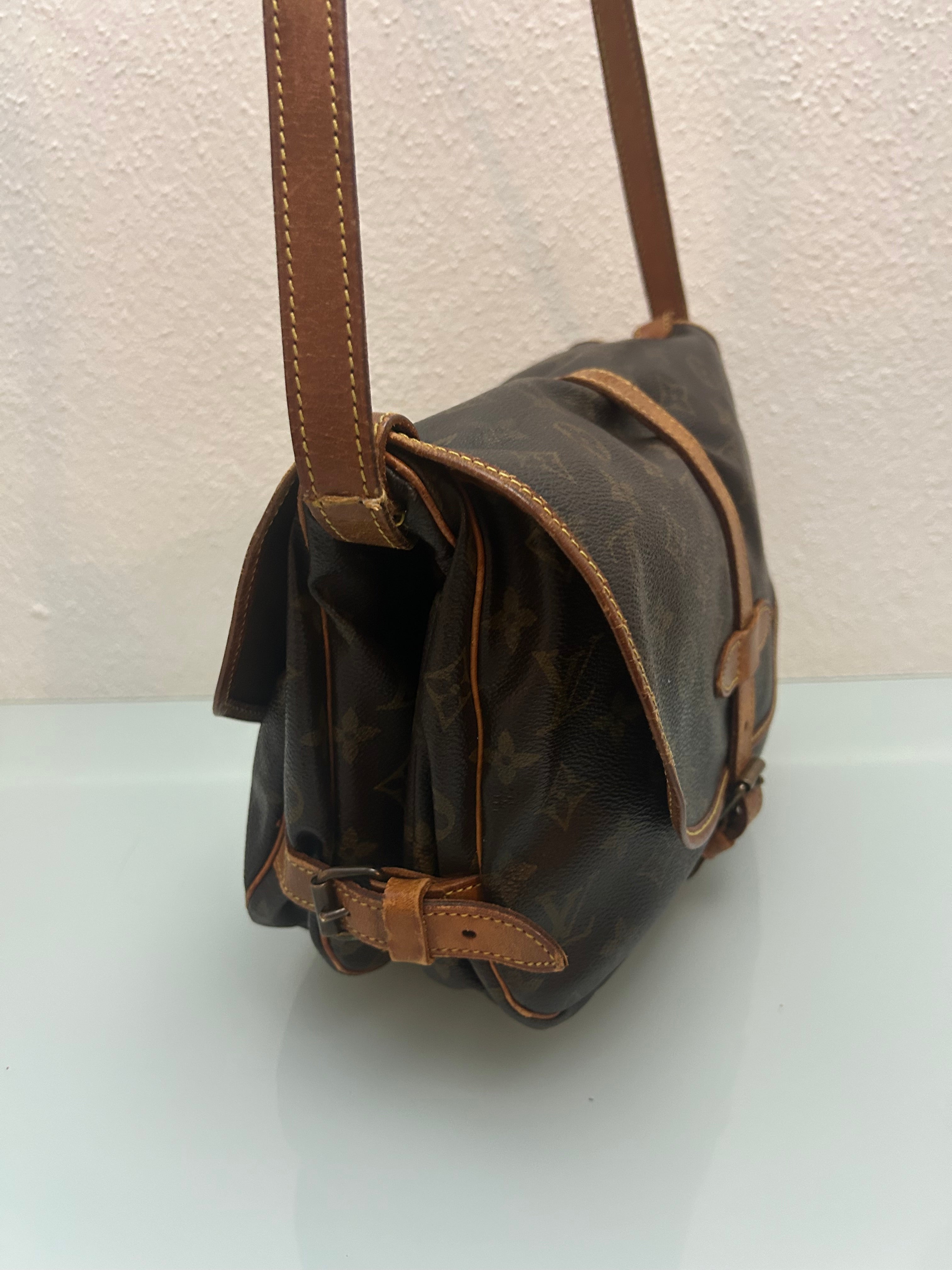 Louis Vuitton Saumur PM
