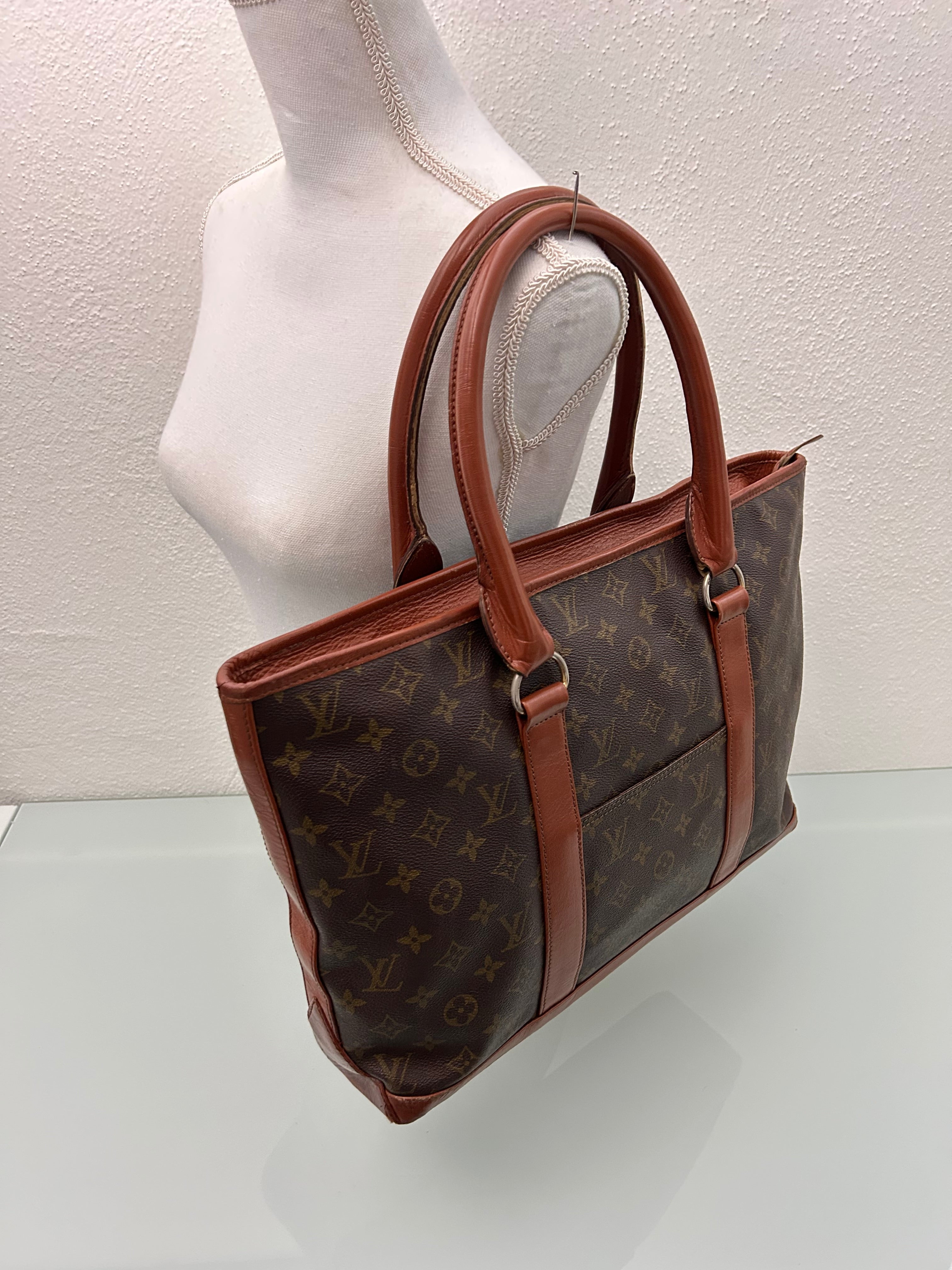 Louis Vuitton Weekend PM