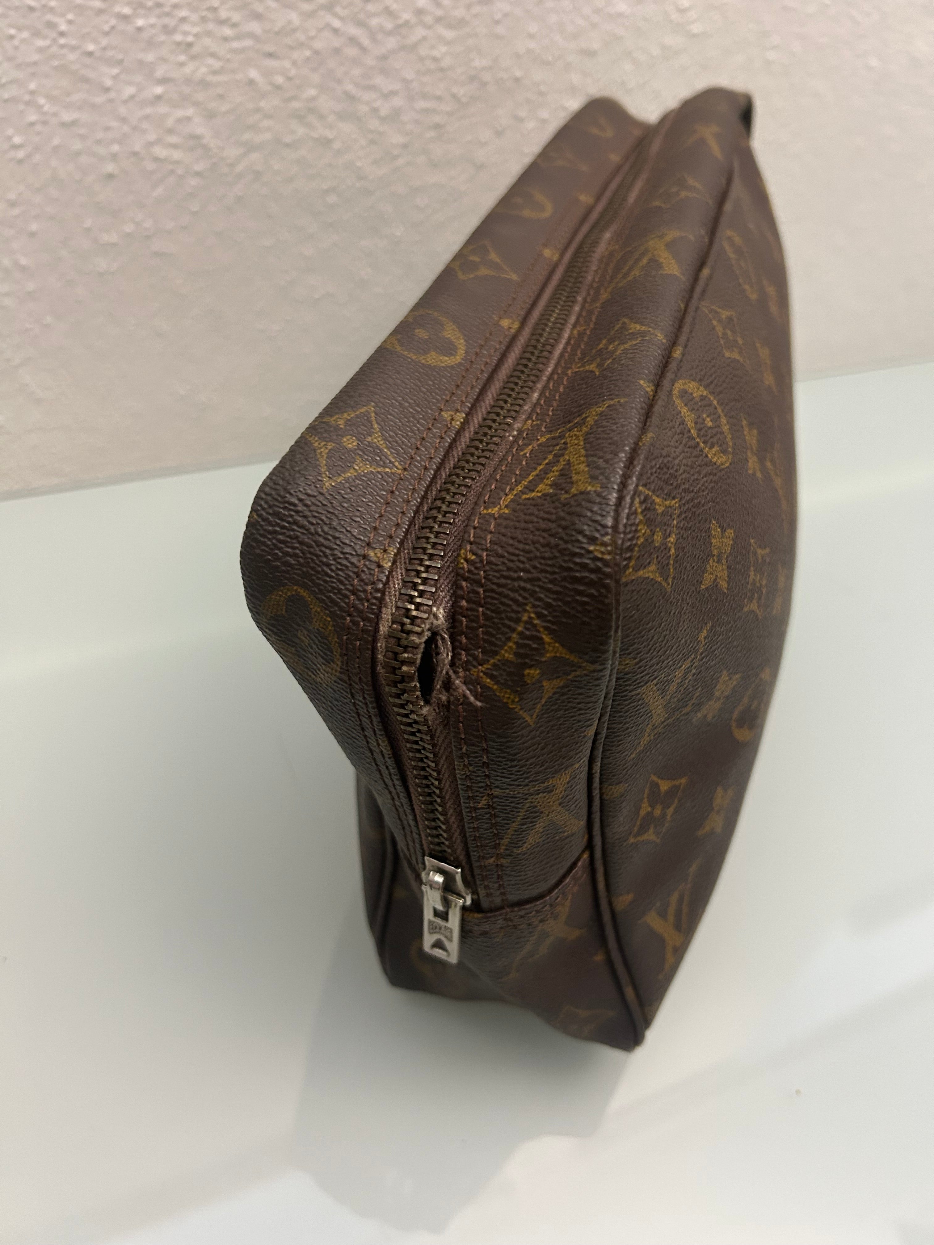 Louis Vuitton Clutch