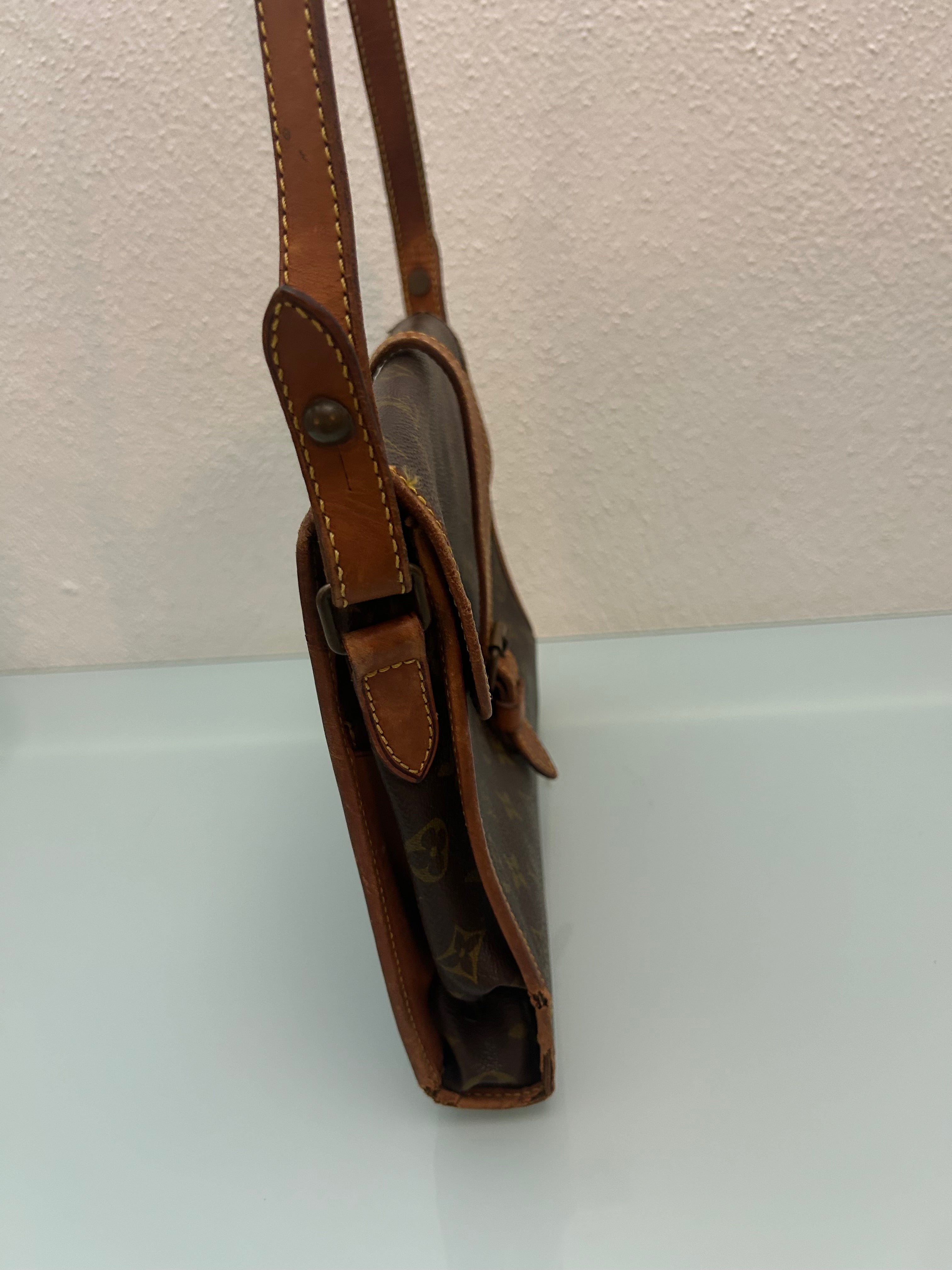 Louis Vuitton Crossbody